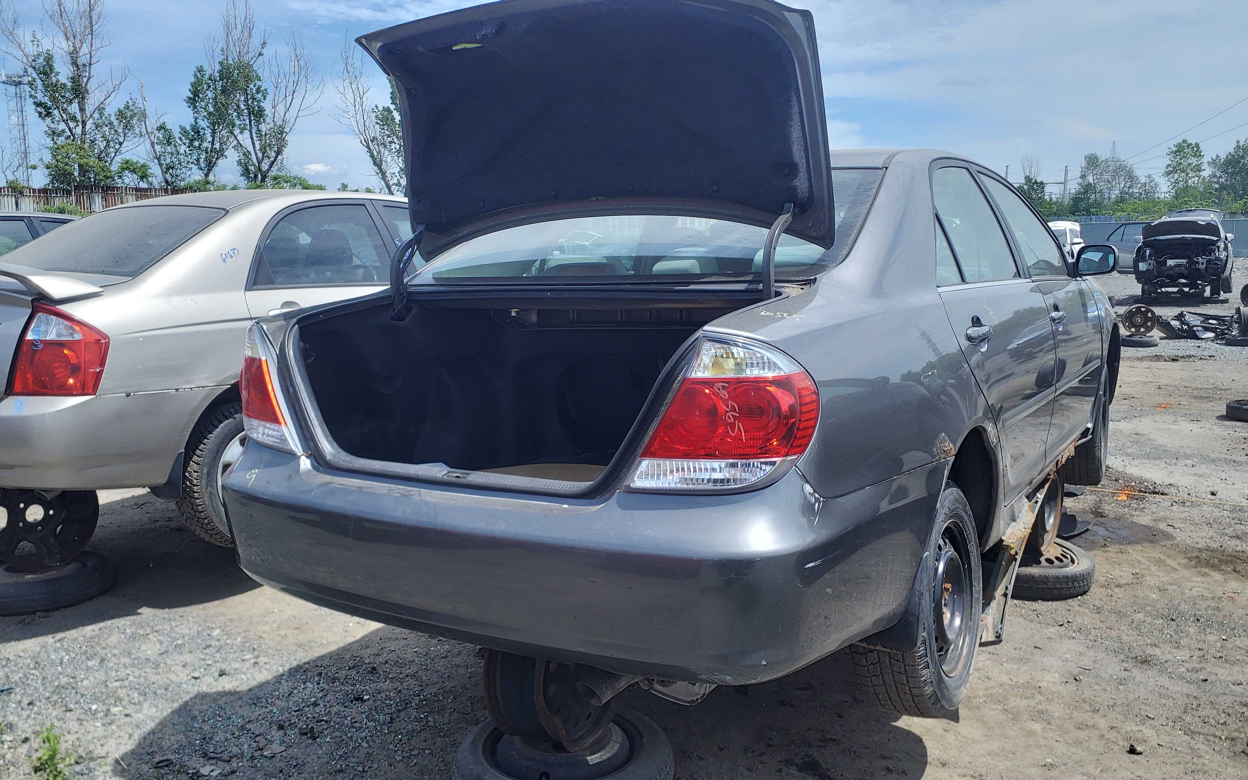 TOYOTA CAMRY 2005