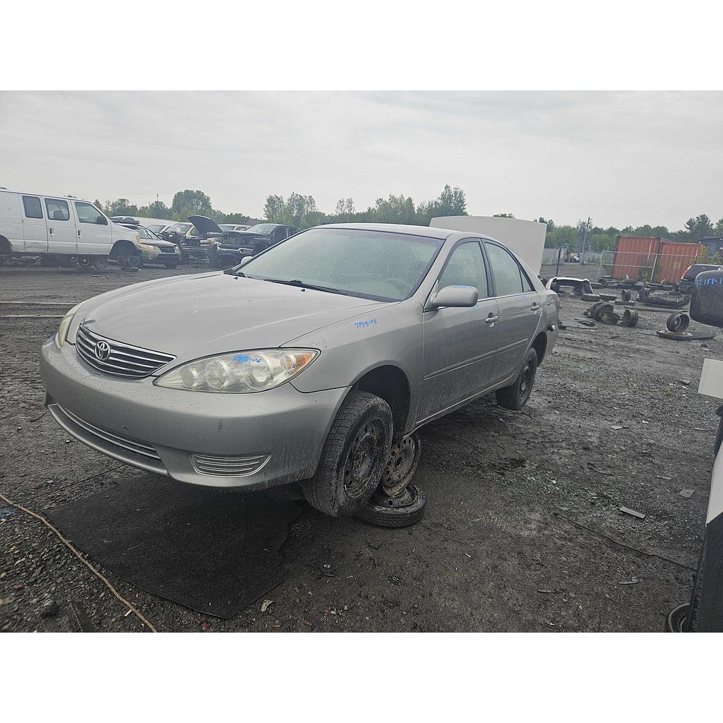TOYOTA CAMRY 2006