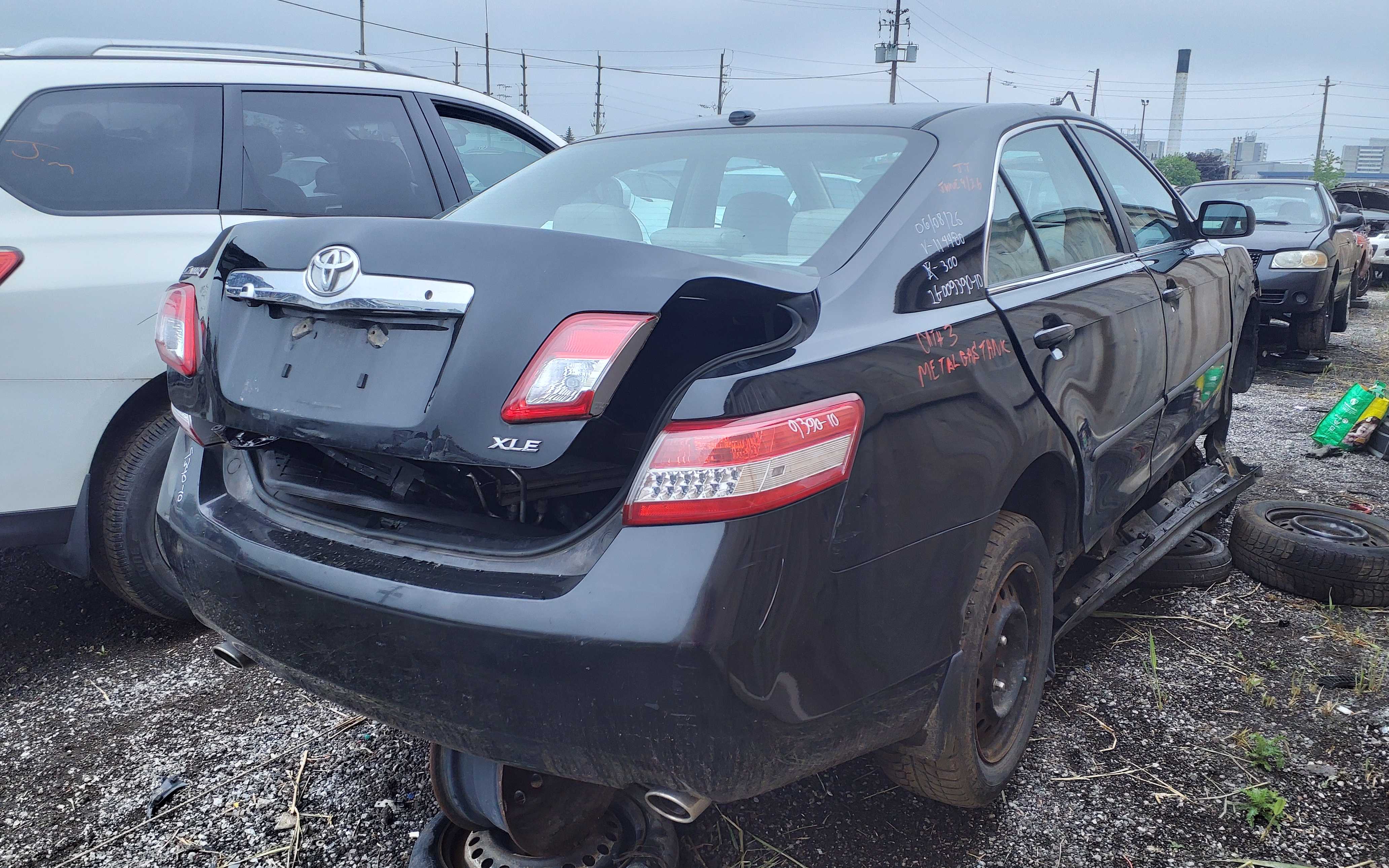 TOYOTA CAMRY 2010