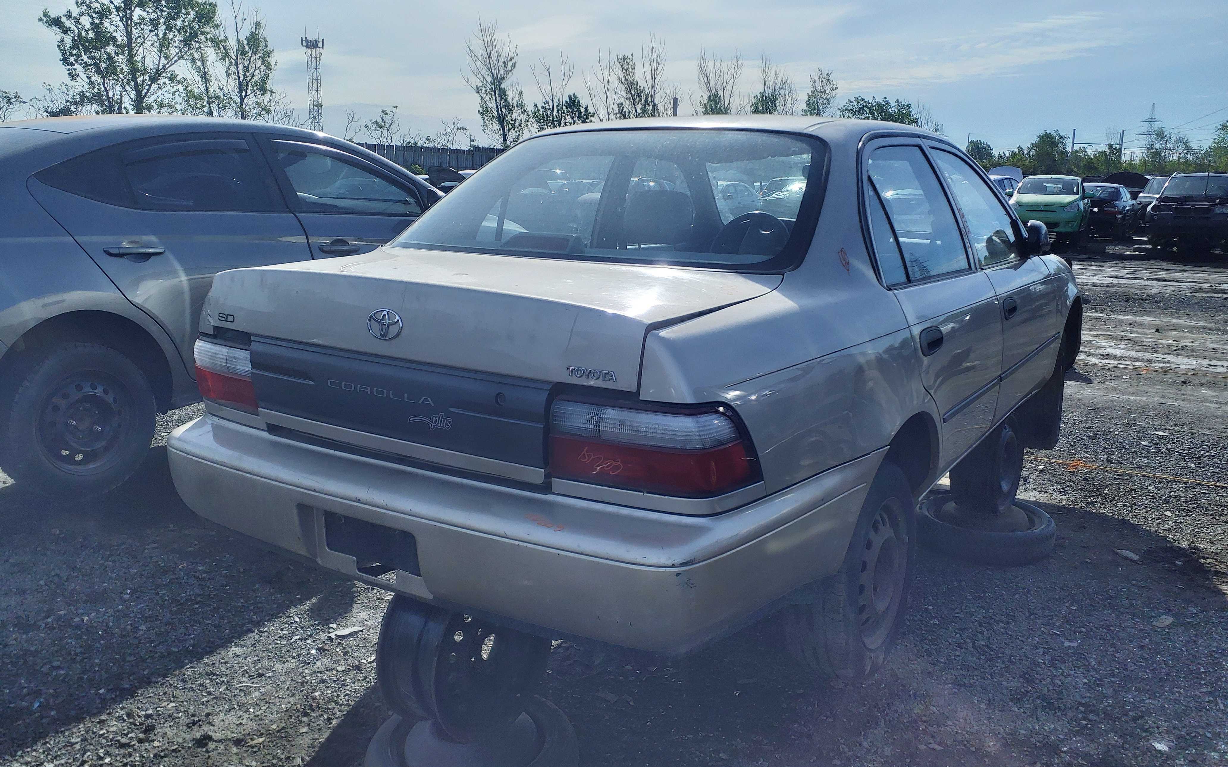 TOYOTA COROLLA 1996