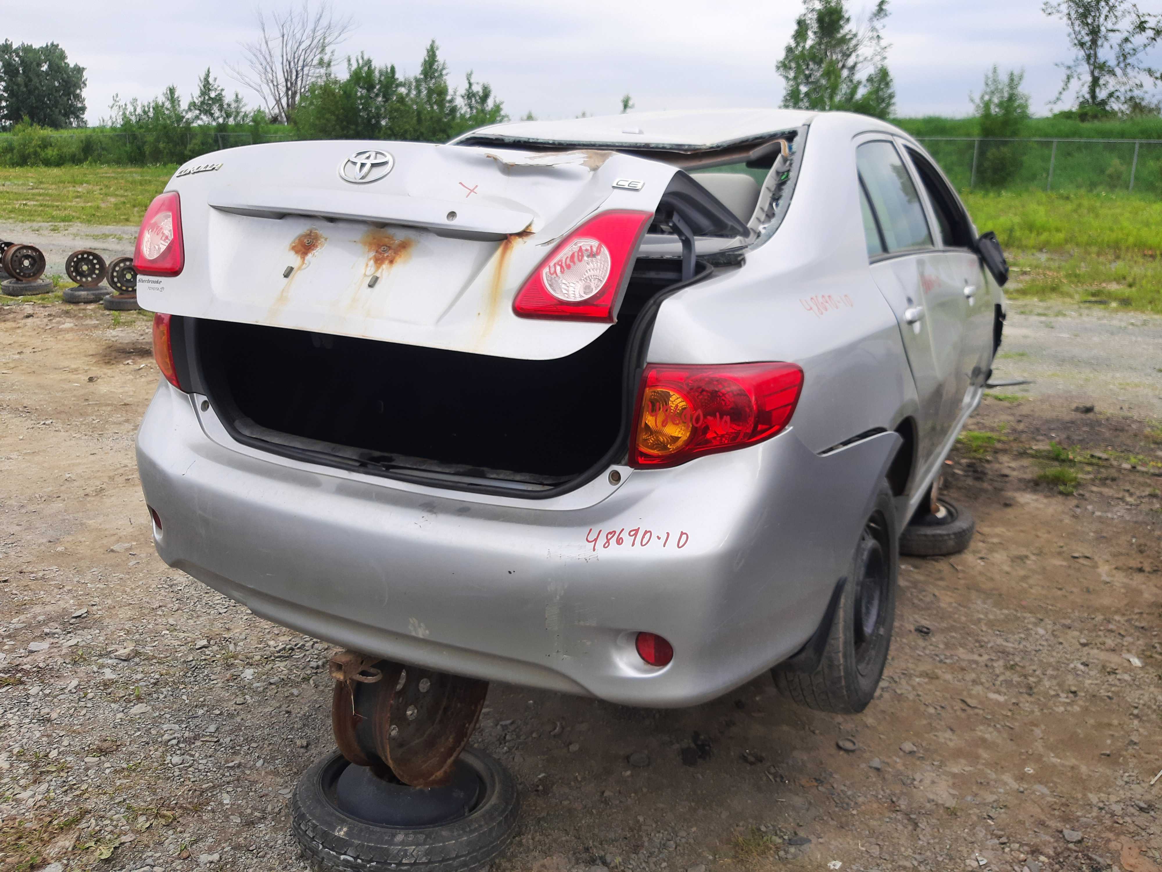 TOYOTA COROLLA 2010