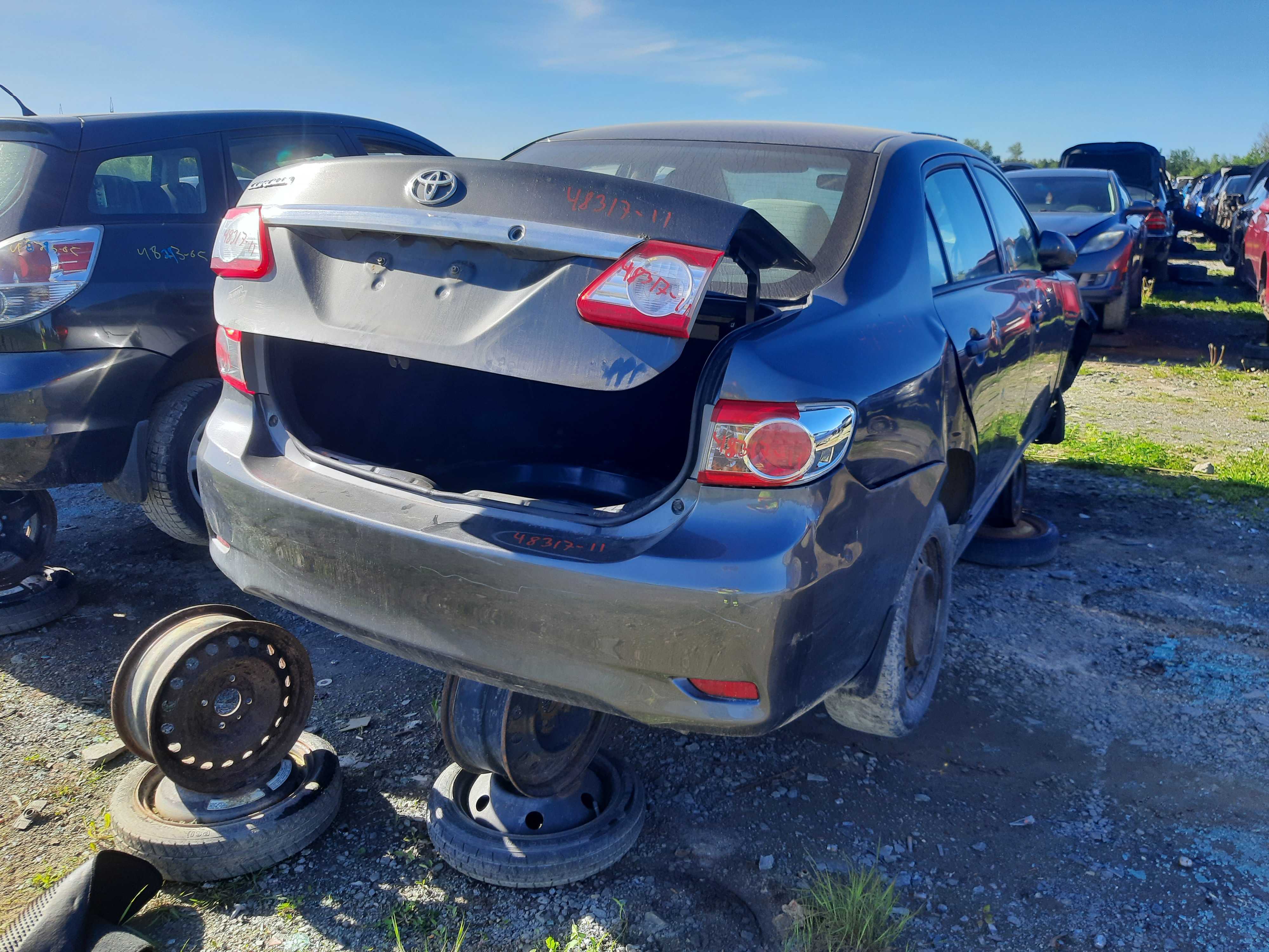 TOYOTA COROLLA 2011