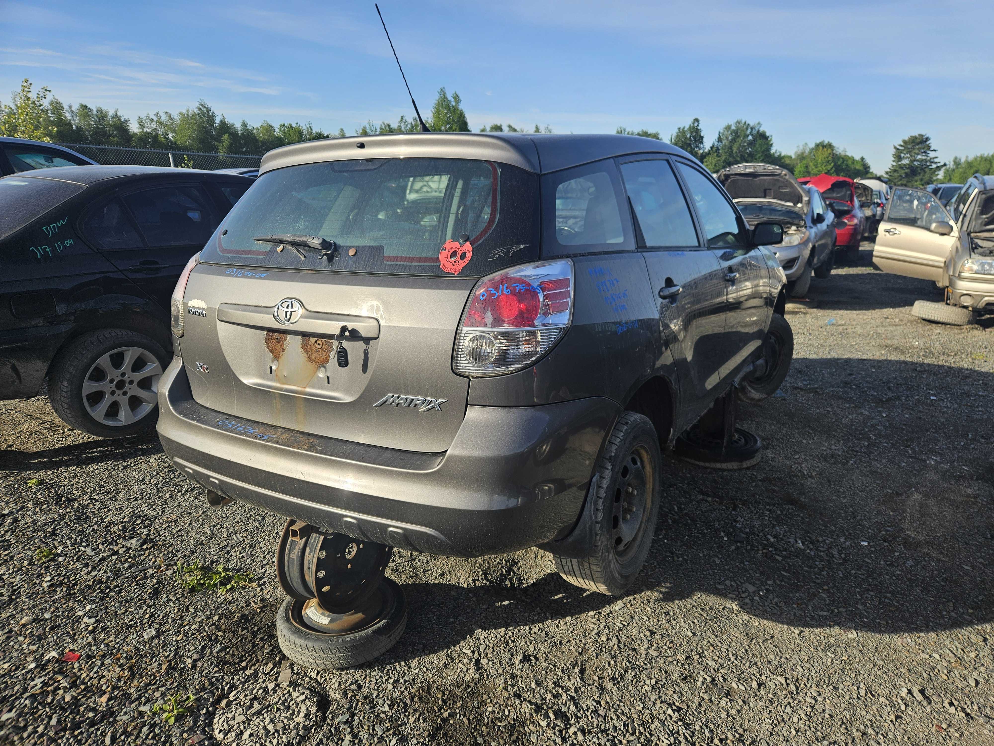 TOYOTA MATRIX 2005