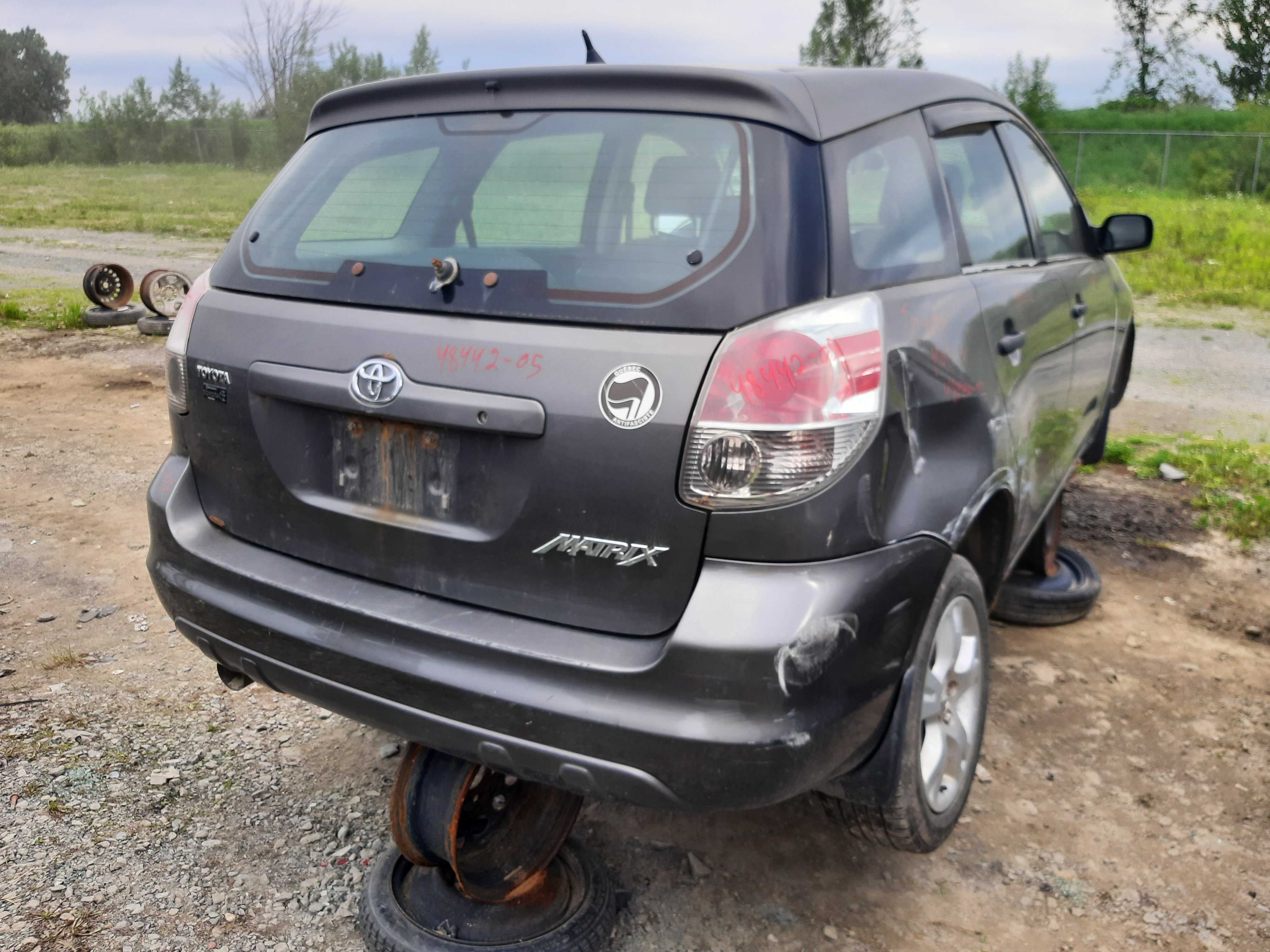 TOYOTA MATRIX 2005