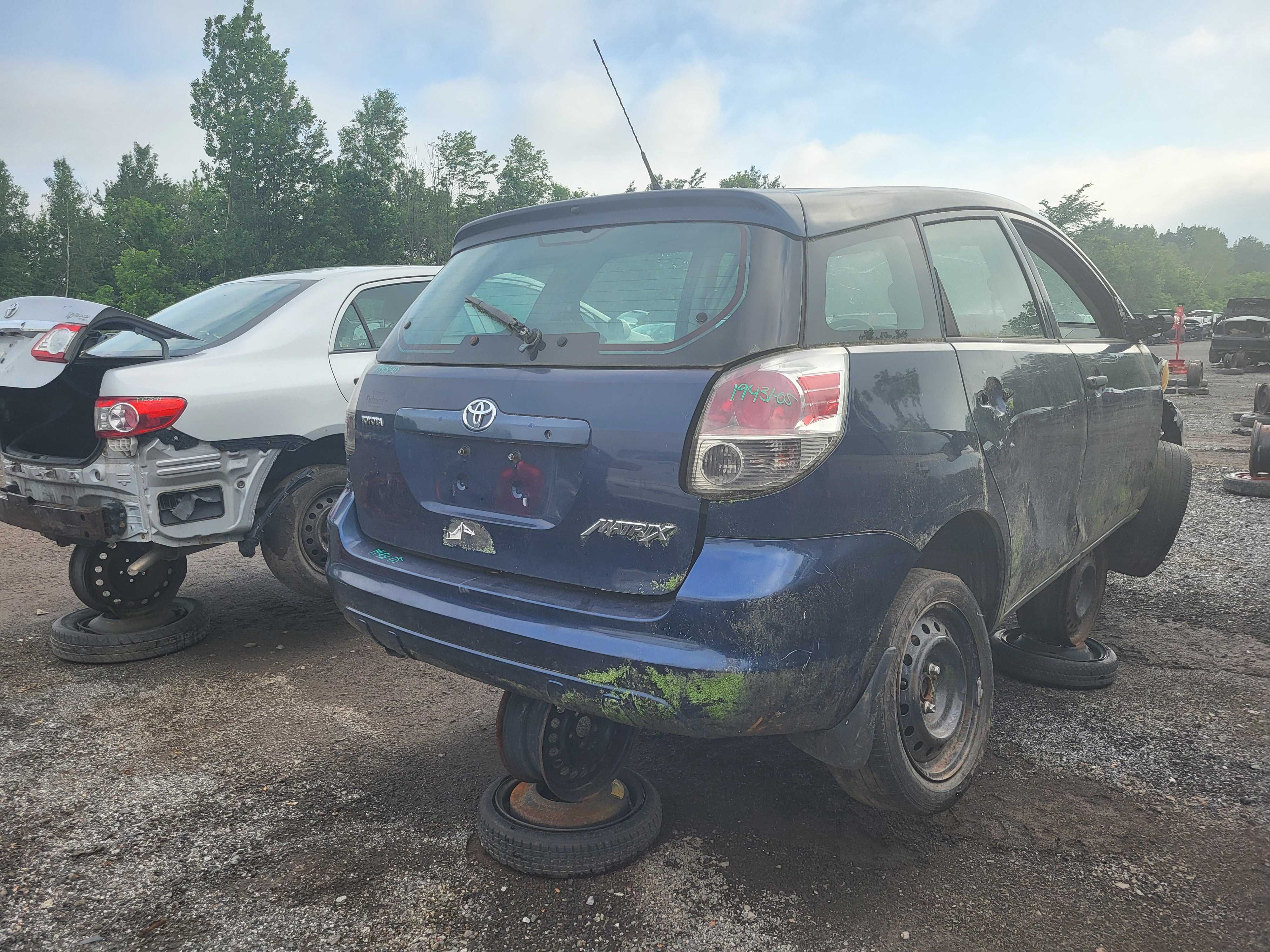 TOYOTA MATRIX 2005