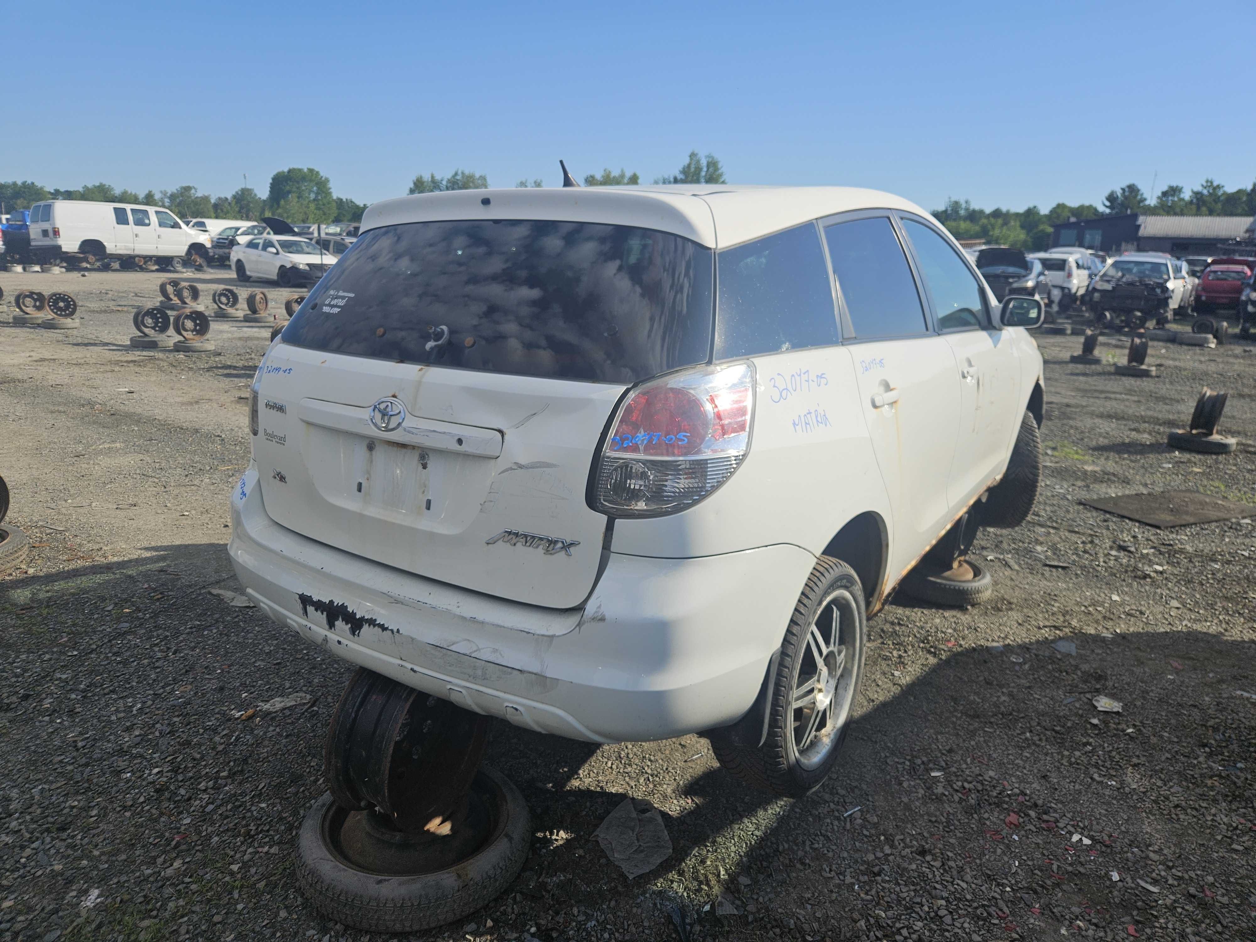 TOYOTA MATRIX 2005