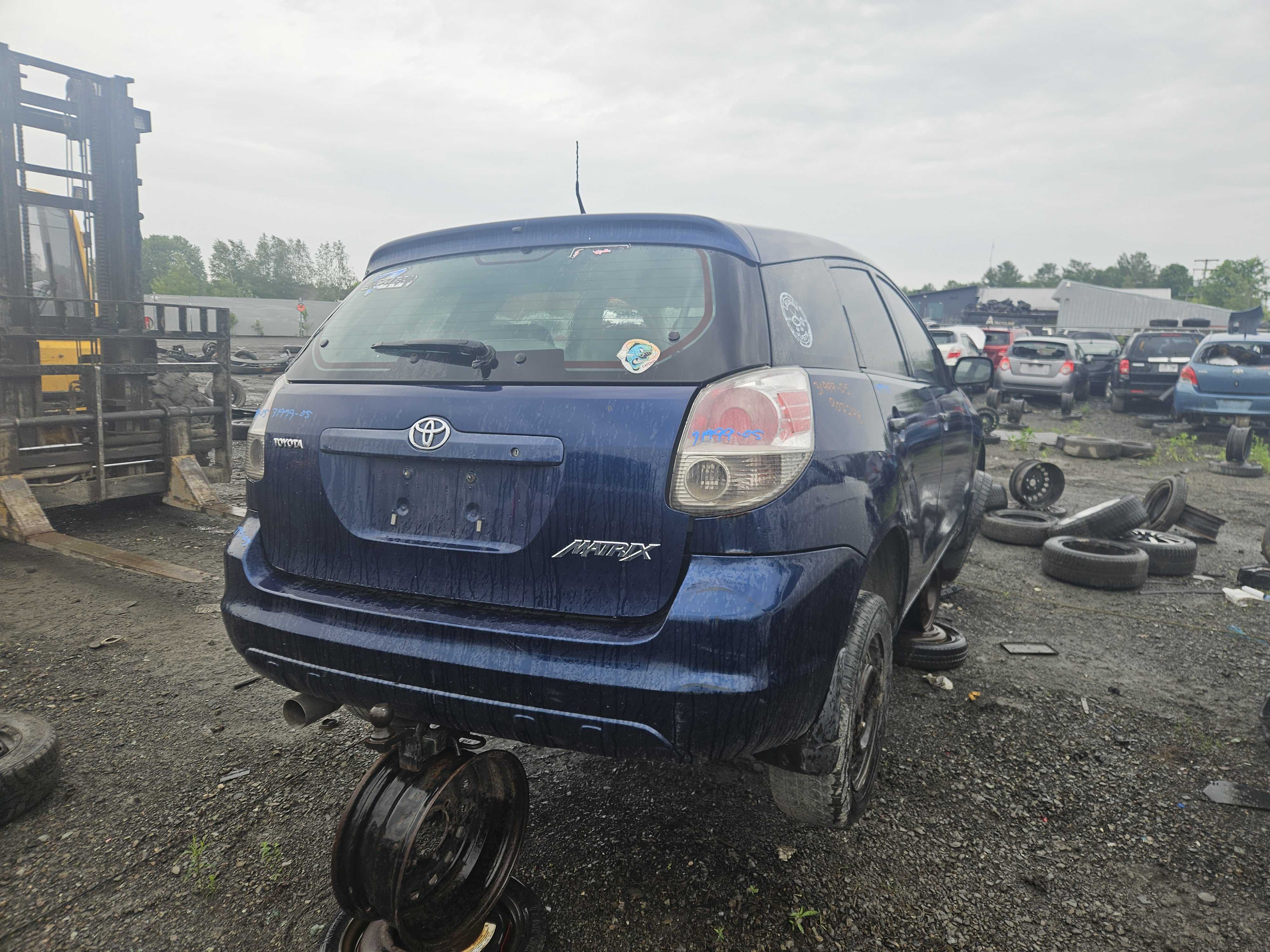 TOYOTA MATRIX 2005