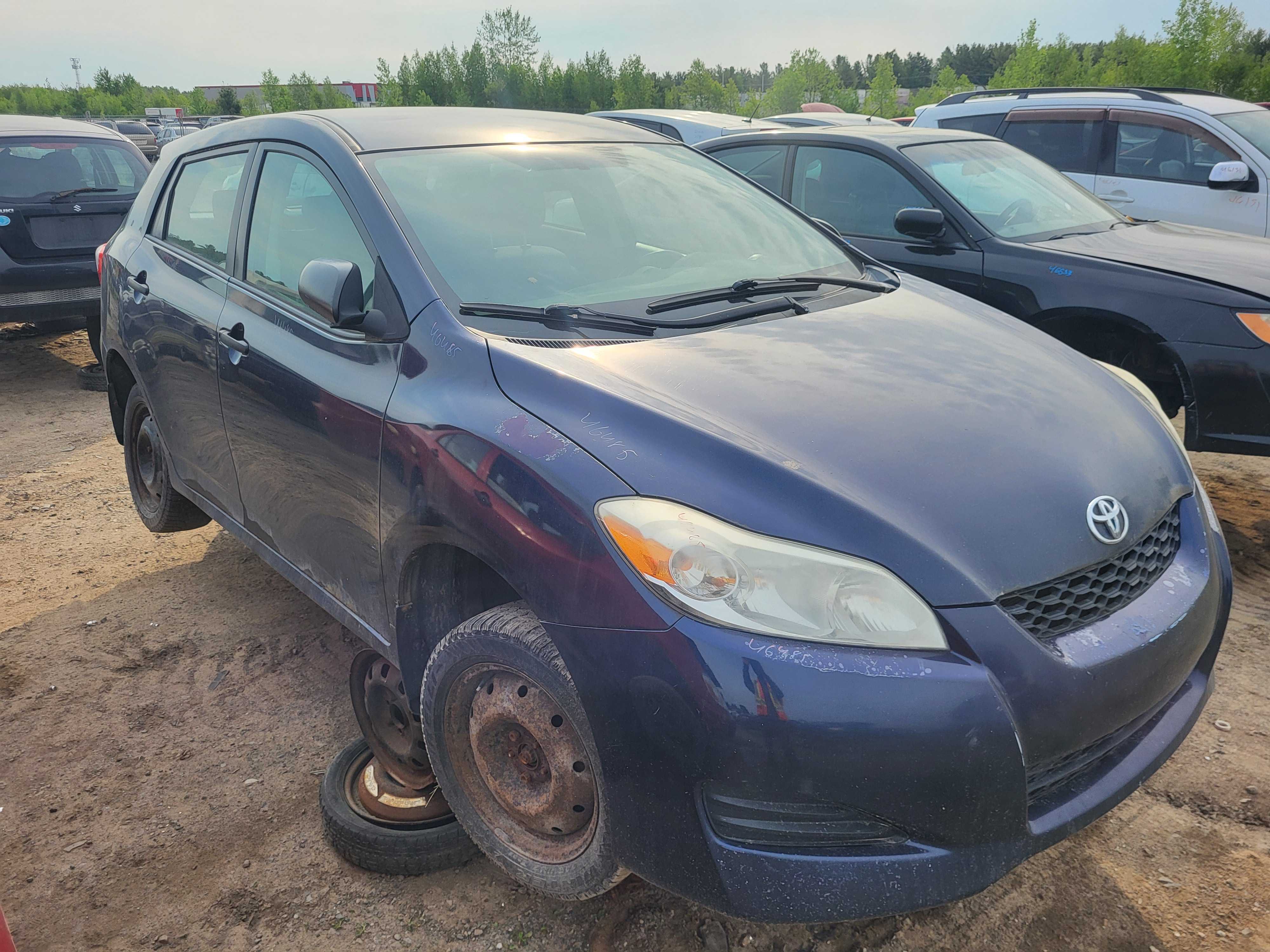 TOYOTA MATRIX 2010