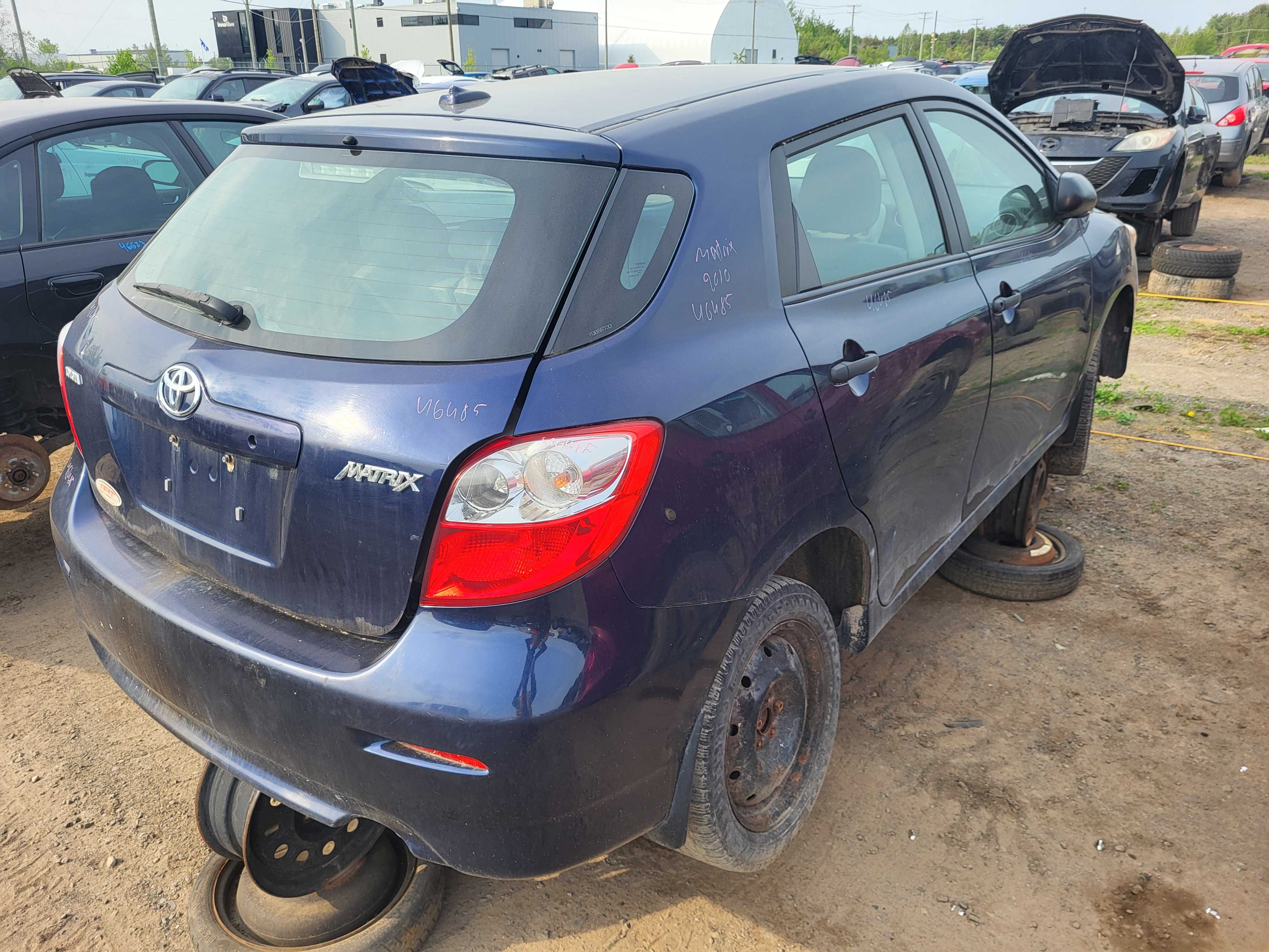 TOYOTA MATRIX 2010