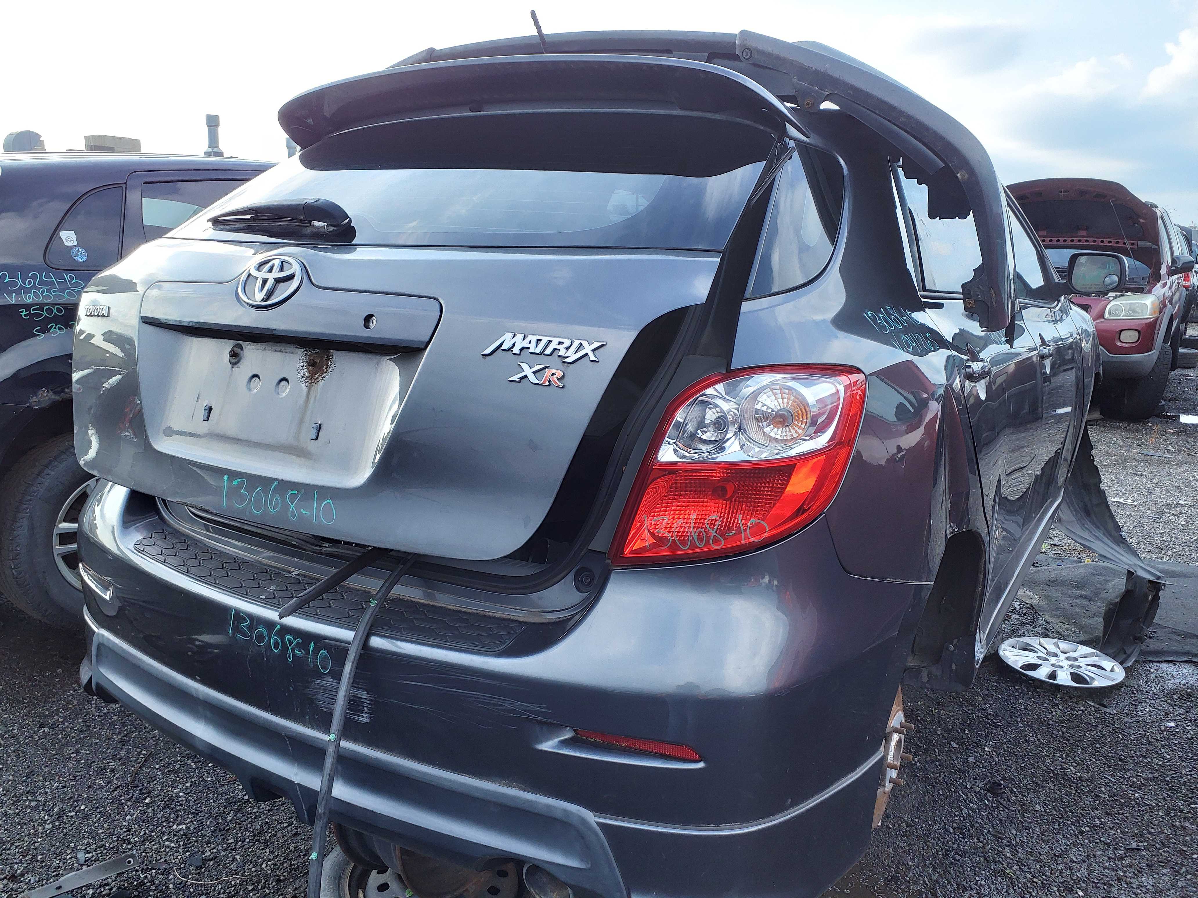 TOYOTA MATRIX 2010