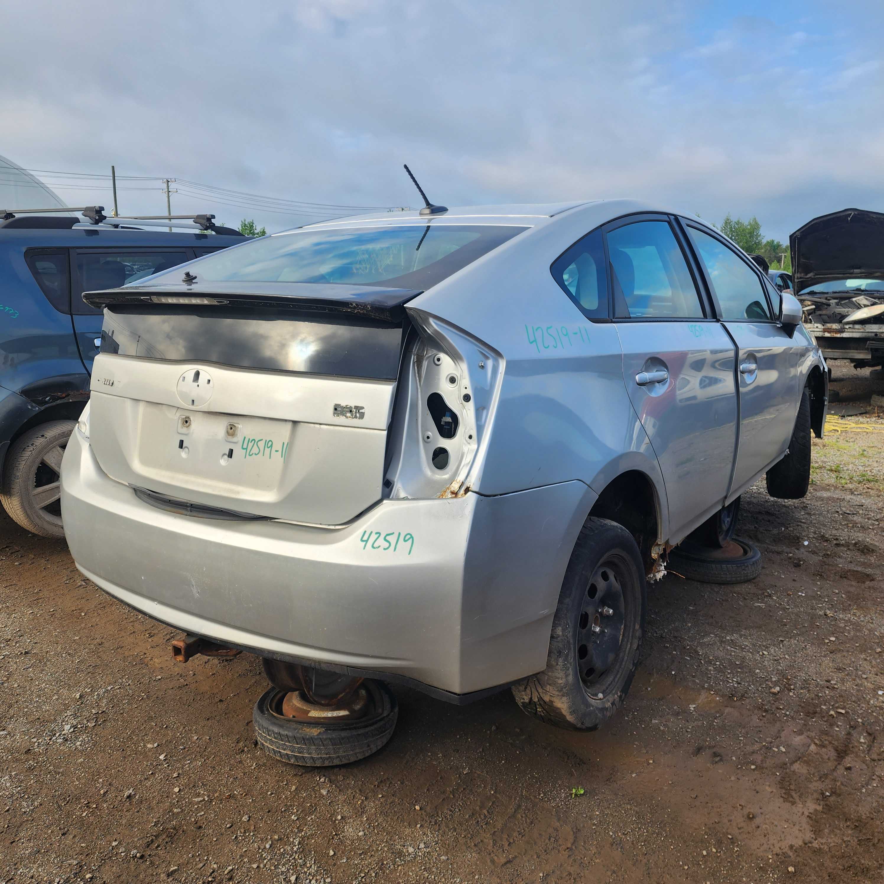 TOYOTA PRIUS 2011