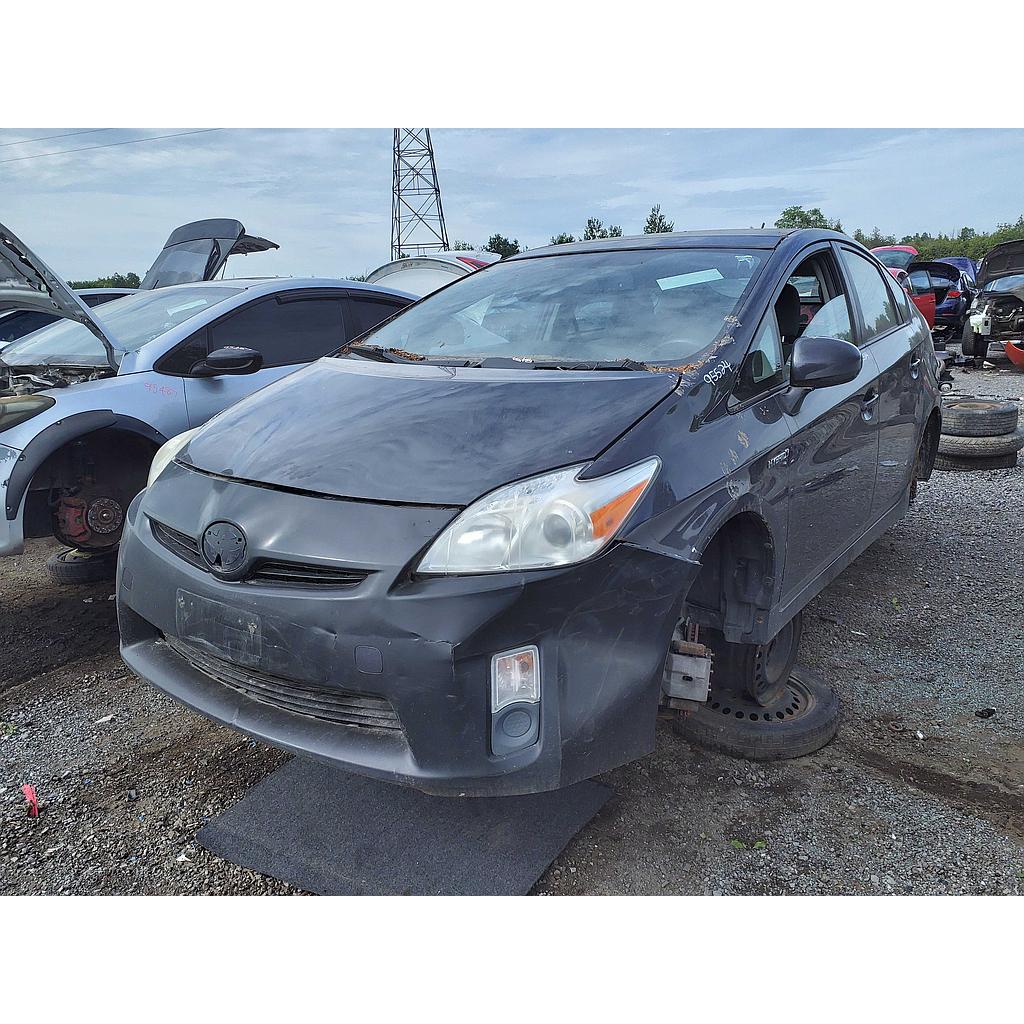 TOYOTA PRIUS 2011