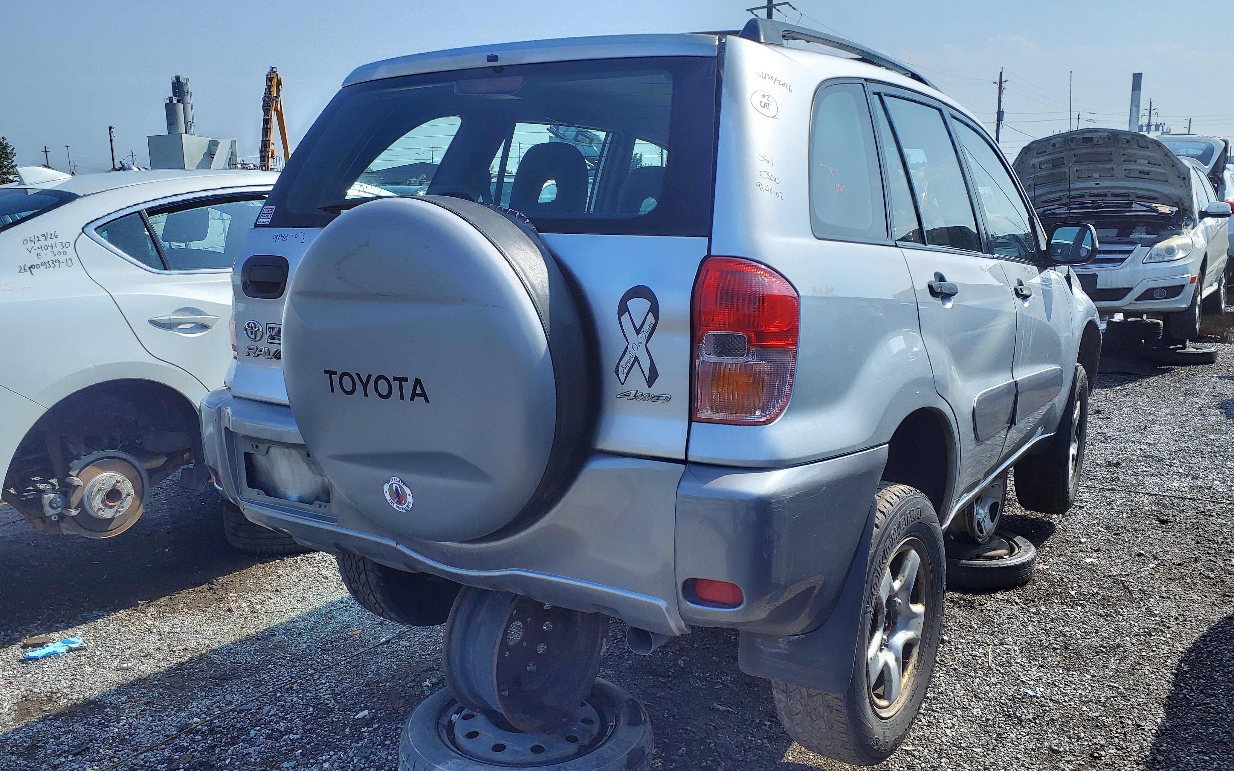 TOYOTA RAV4 2003