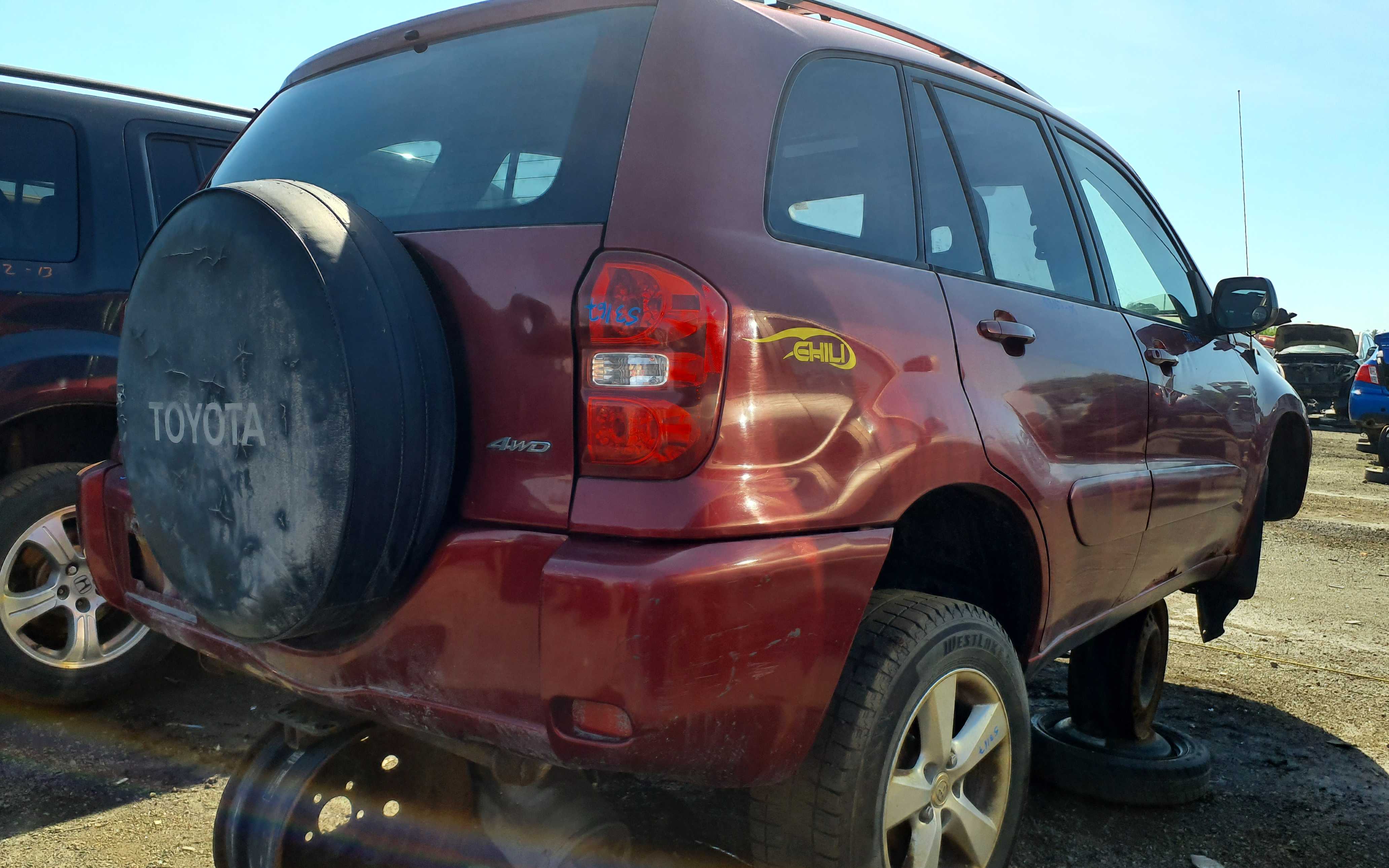 TOYOTA RAV4 2005