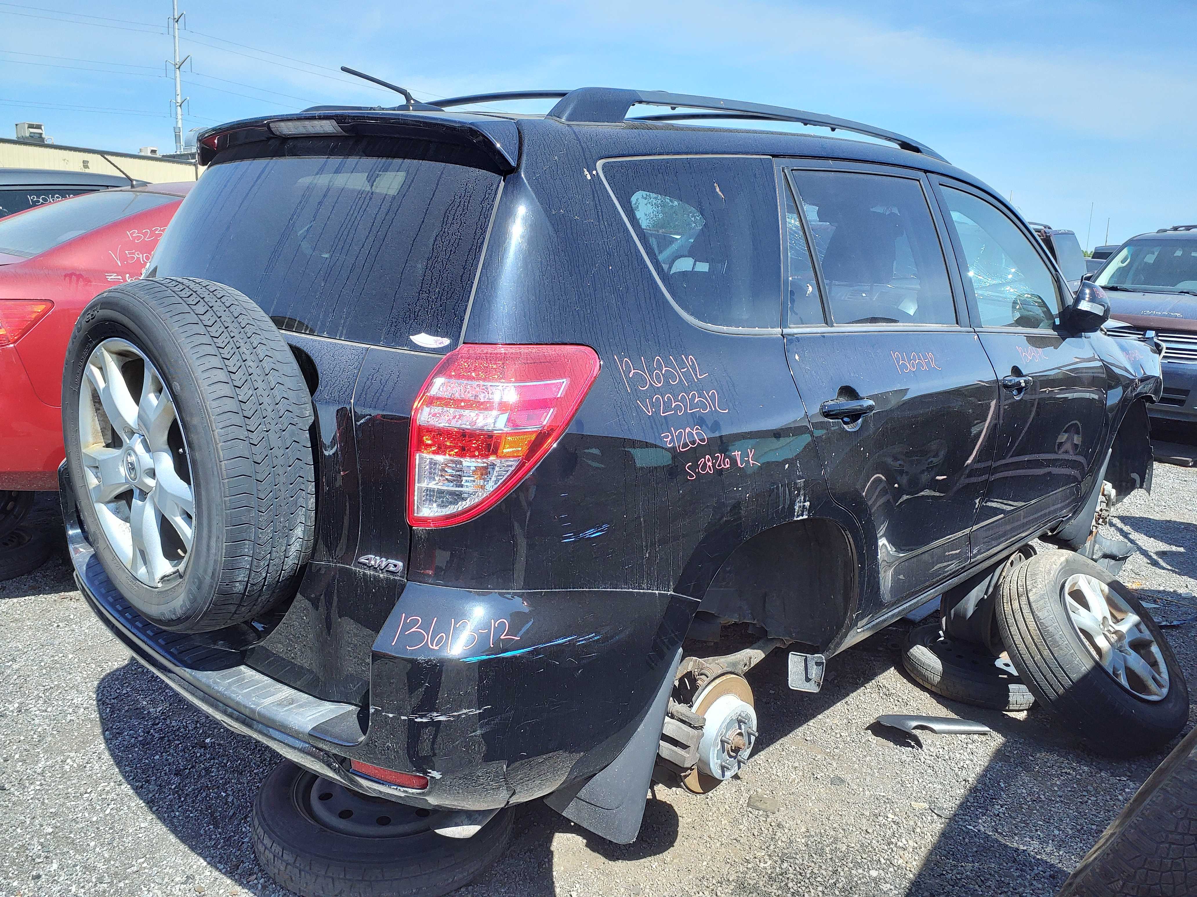 TOYOTA RAV4 2012