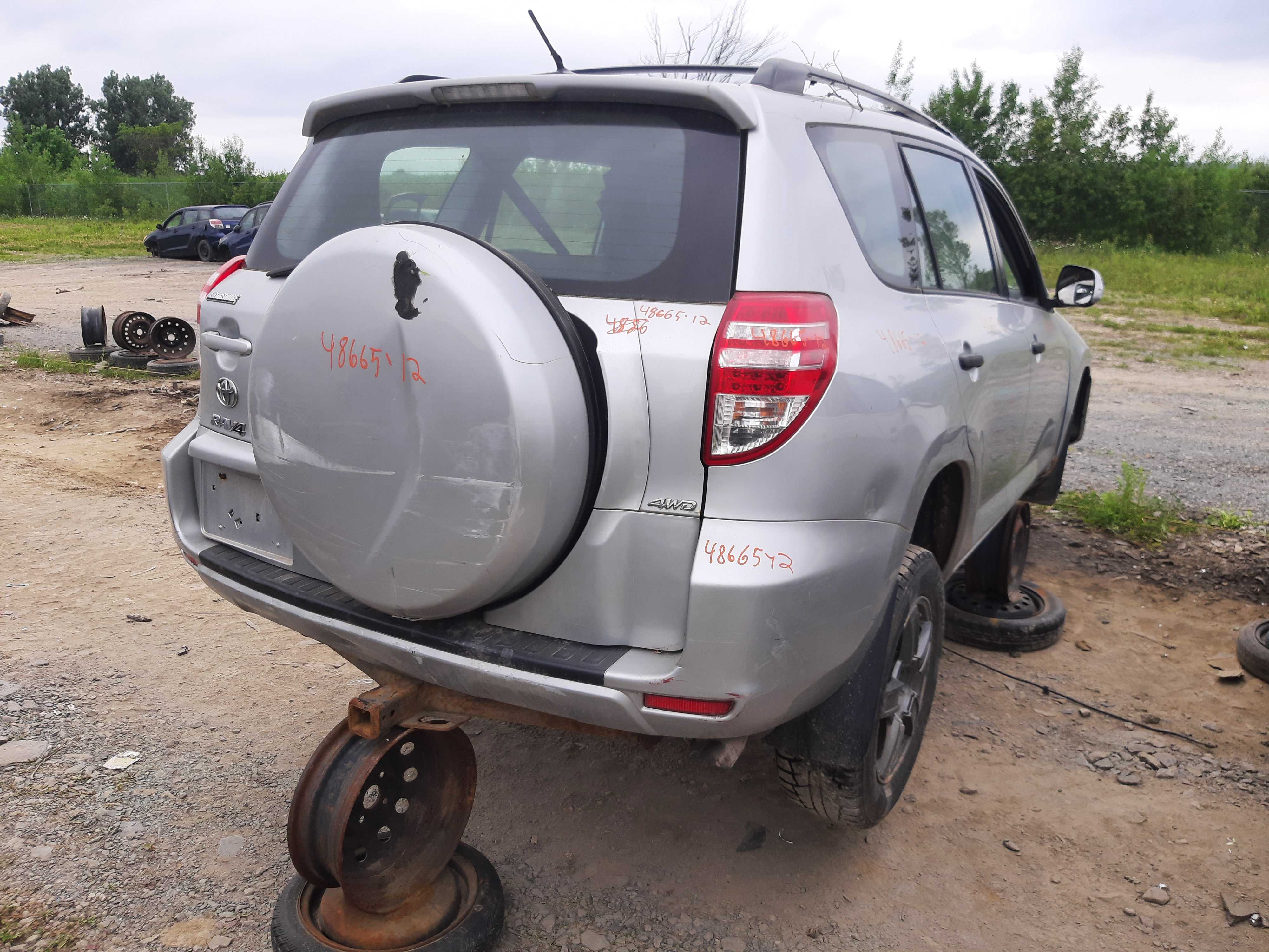 TOYOTA RAV4 2012