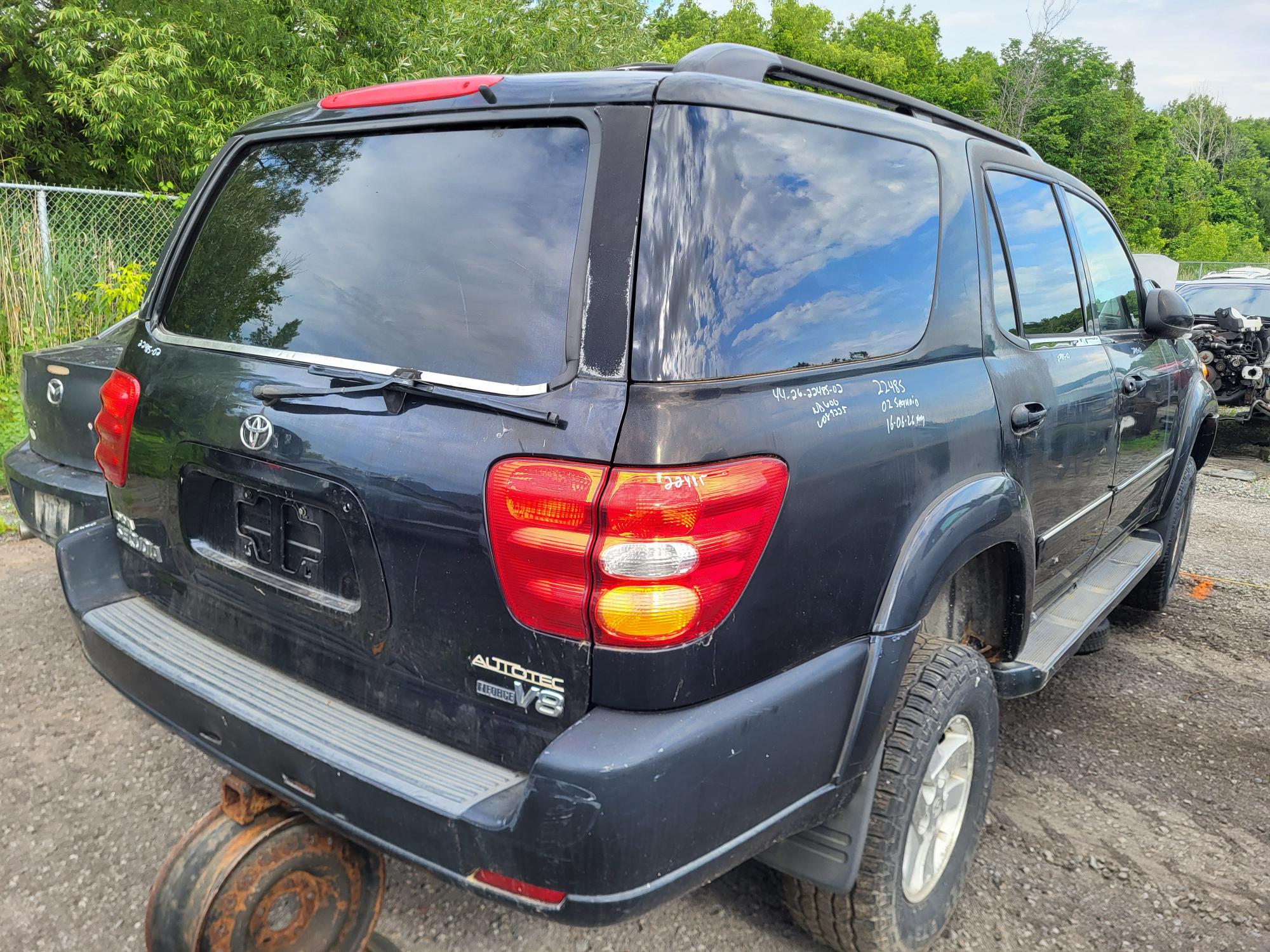 TOYOTA SEQUOIA 2002