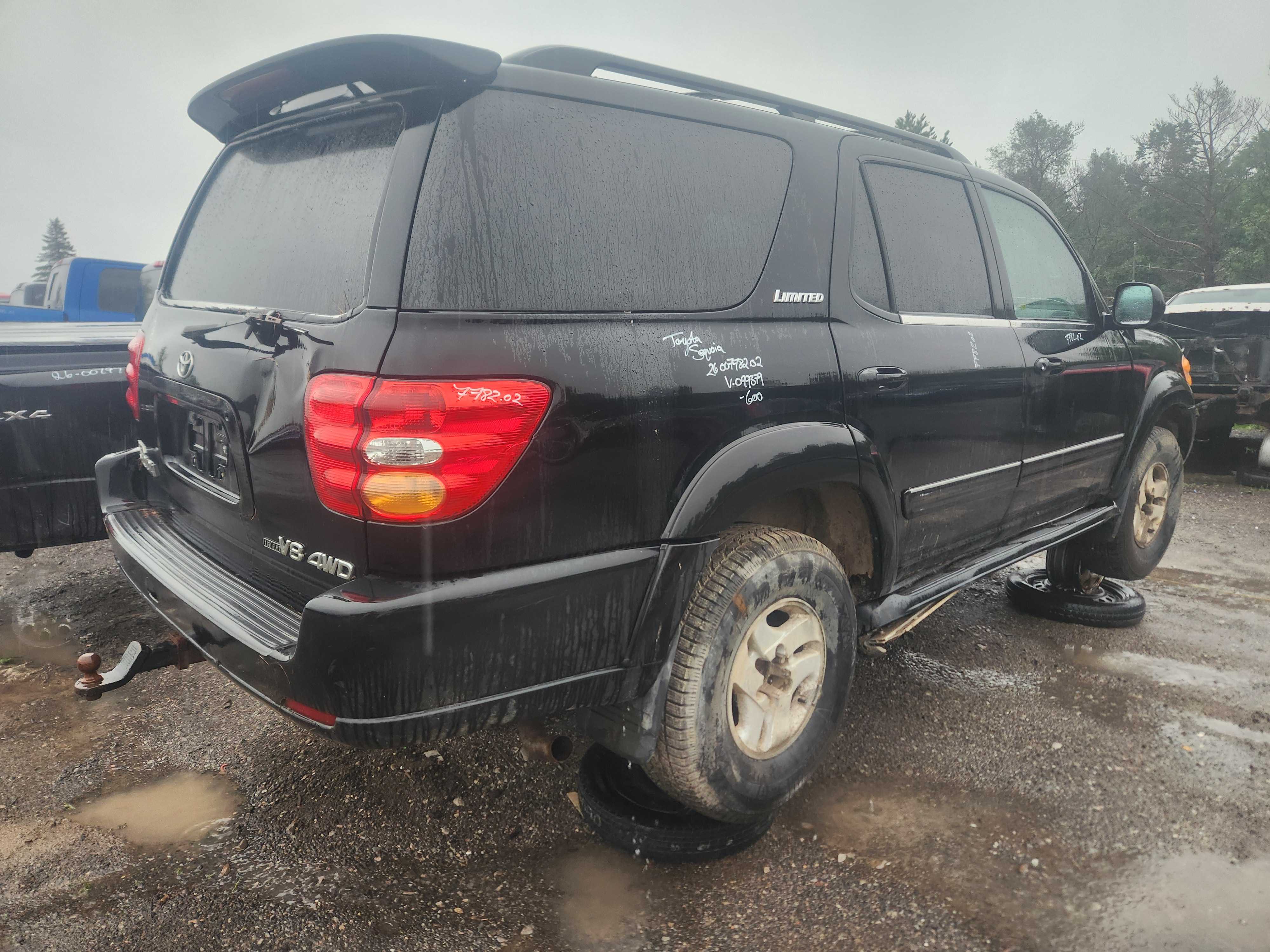 TOYOTA SEQUOIA 2002