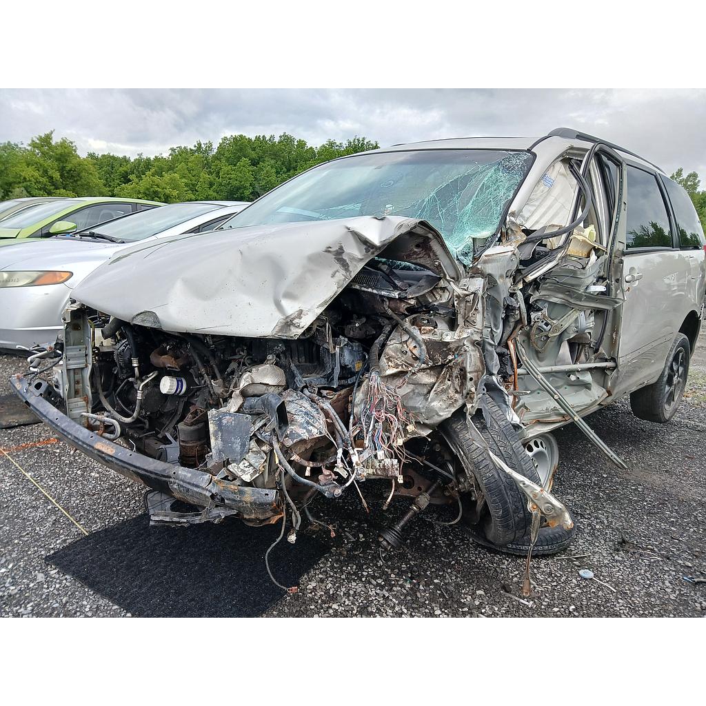 TOYOTA SIENNA 2006