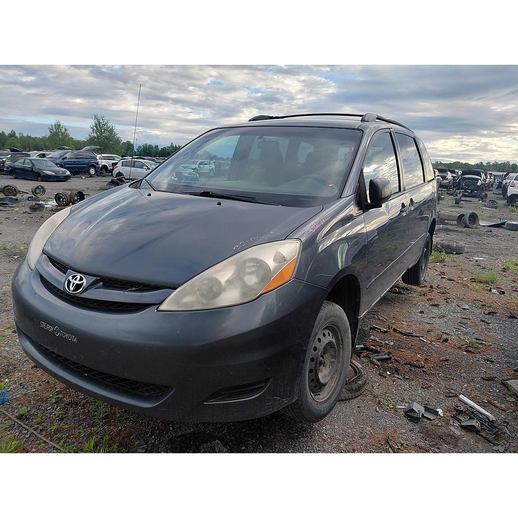 TOYOTA SIENNA 2009