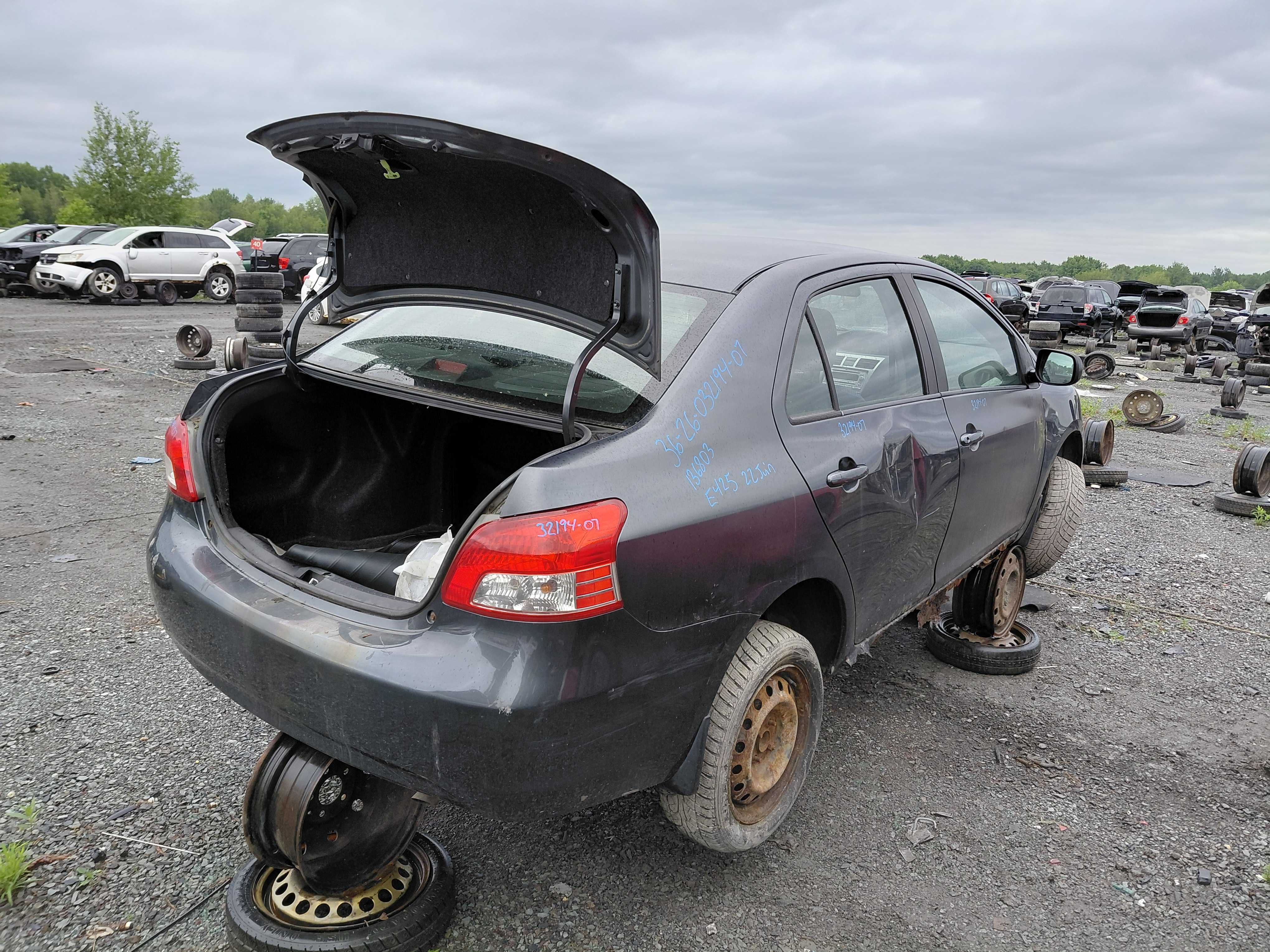 TOYOTA YARIS 2007