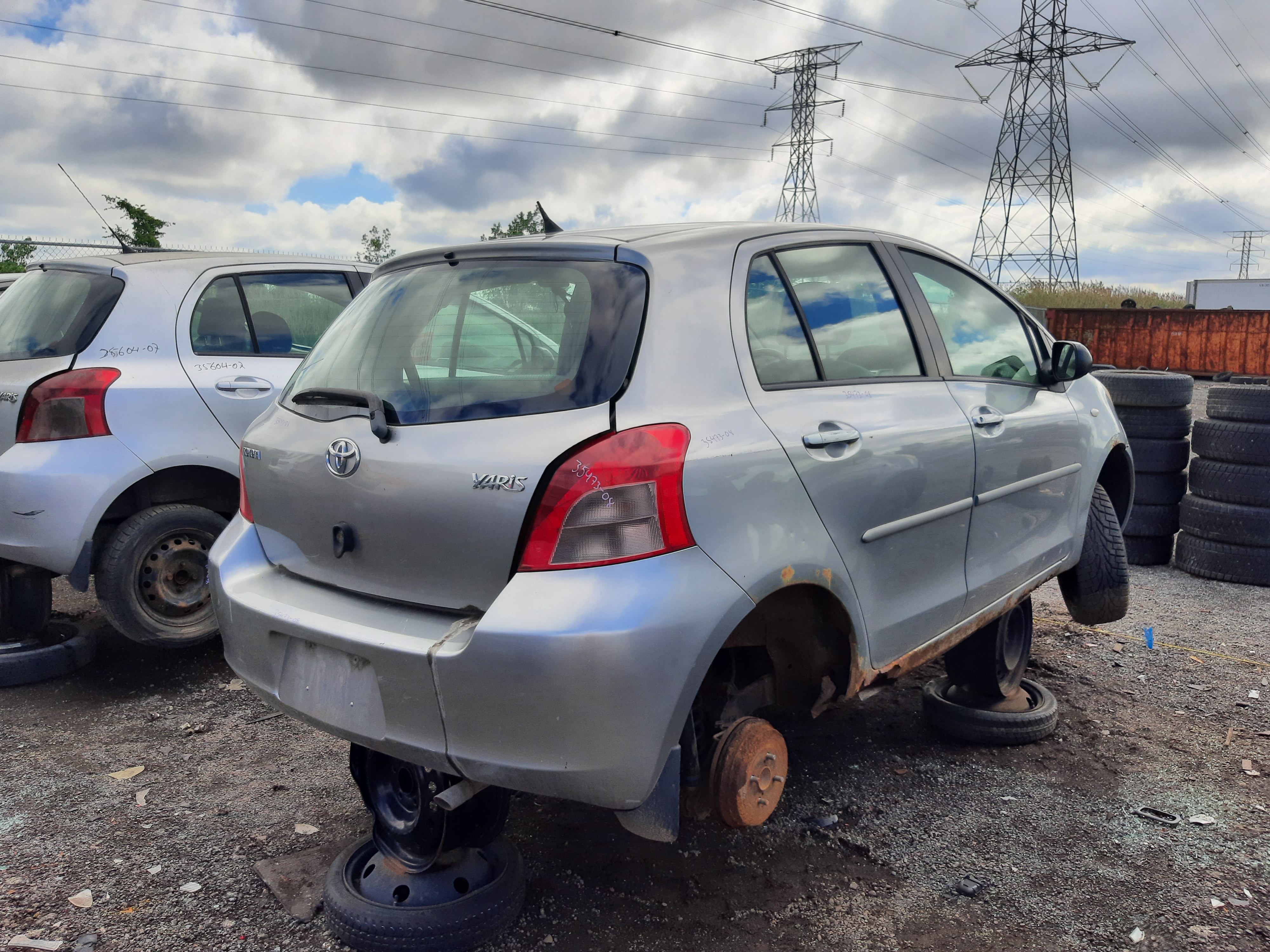 TOYOTA YARIS 2008