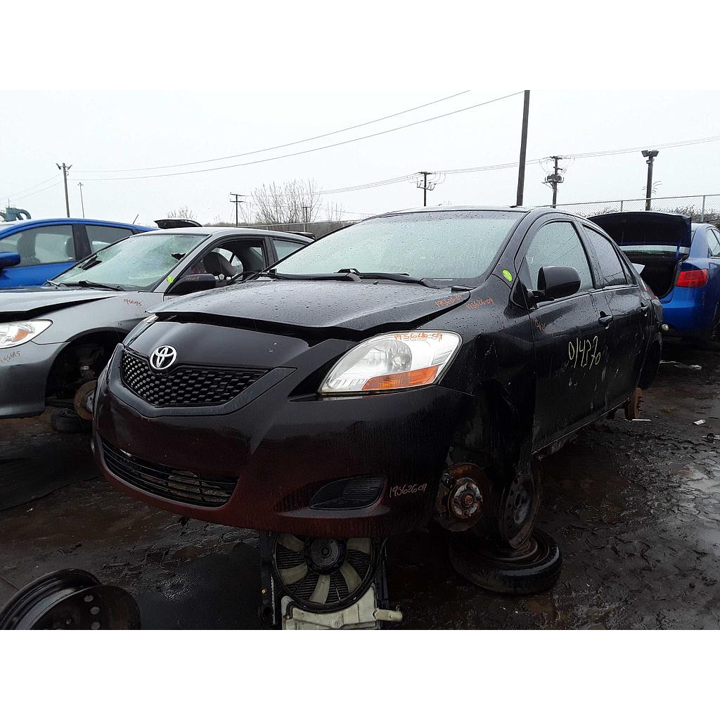TOYOTA YARIS 2009