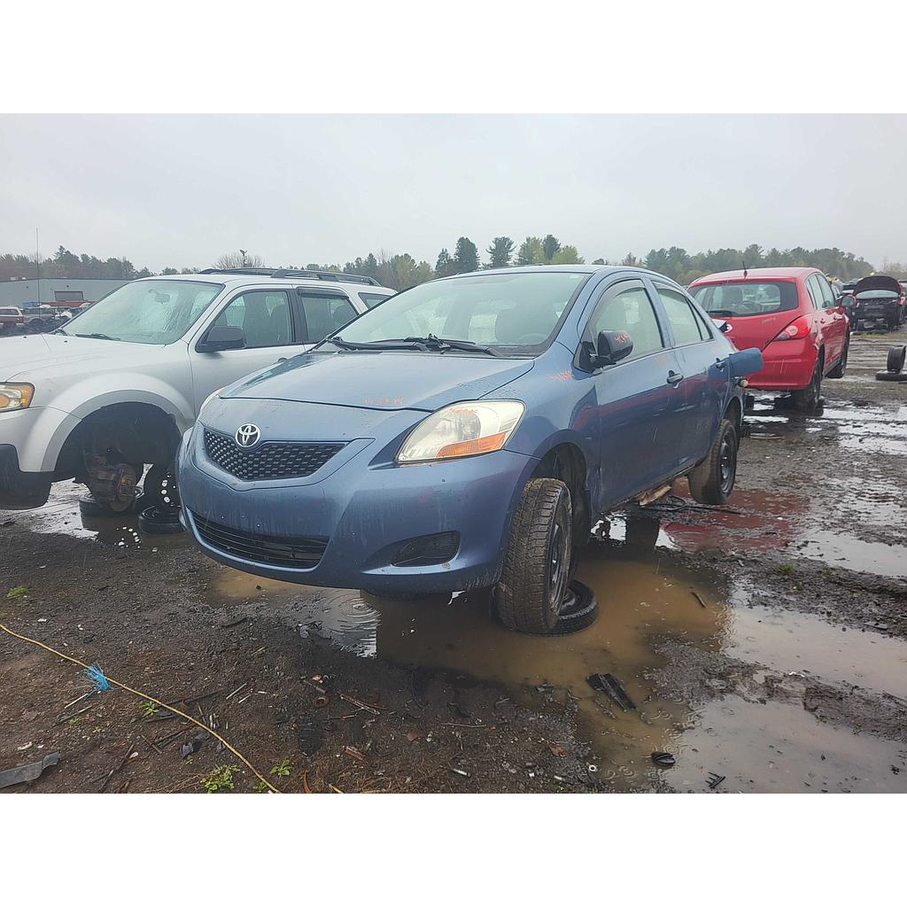 TOYOTA YARIS 2009