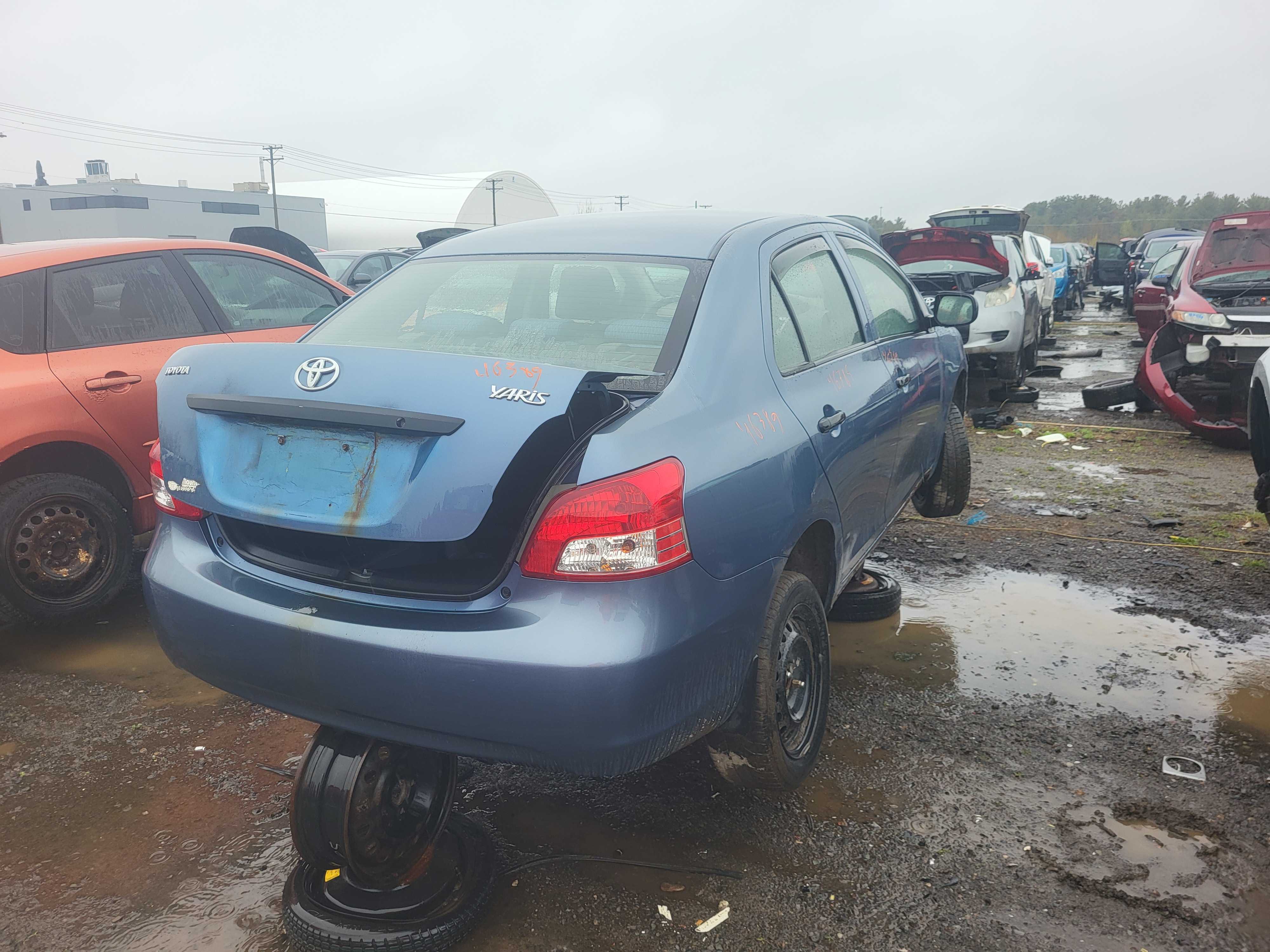 TOYOTA YARIS 2009