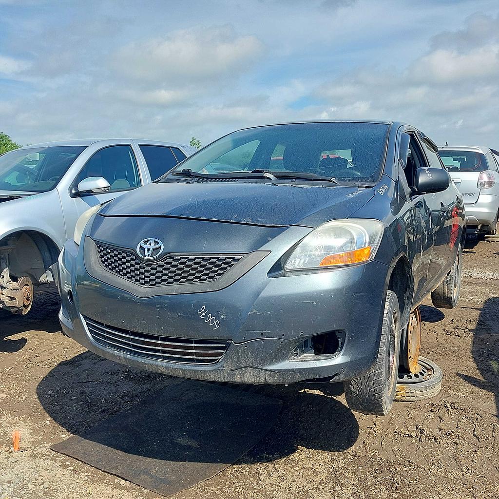 TOYOTA YARIS 2009