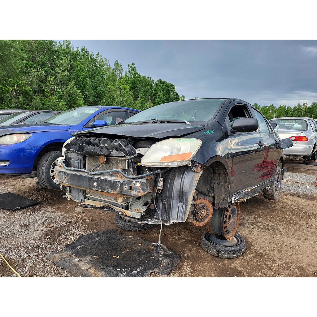 TOYOTA YARIS 2009