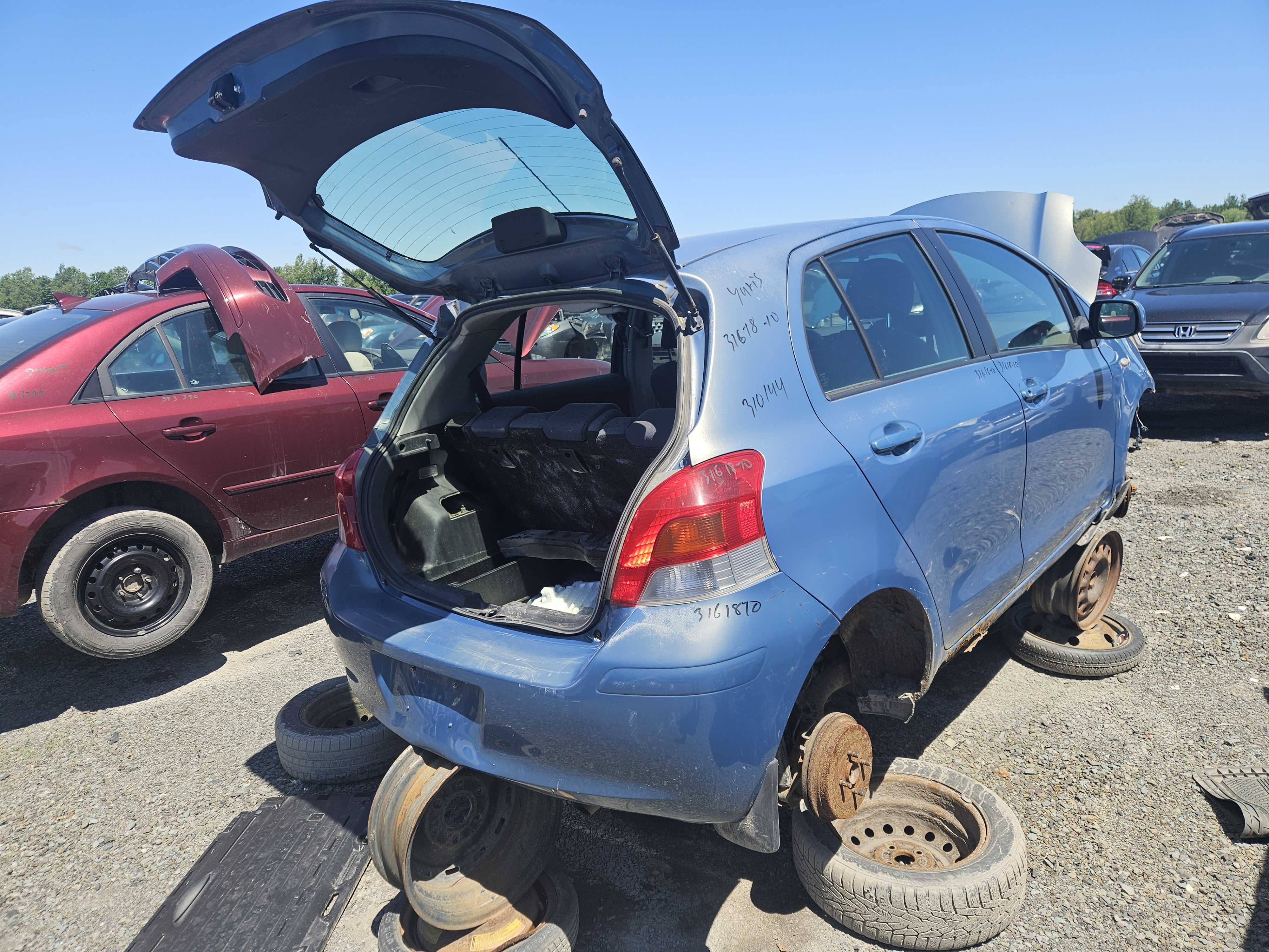 TOYOTA YARIS 2010