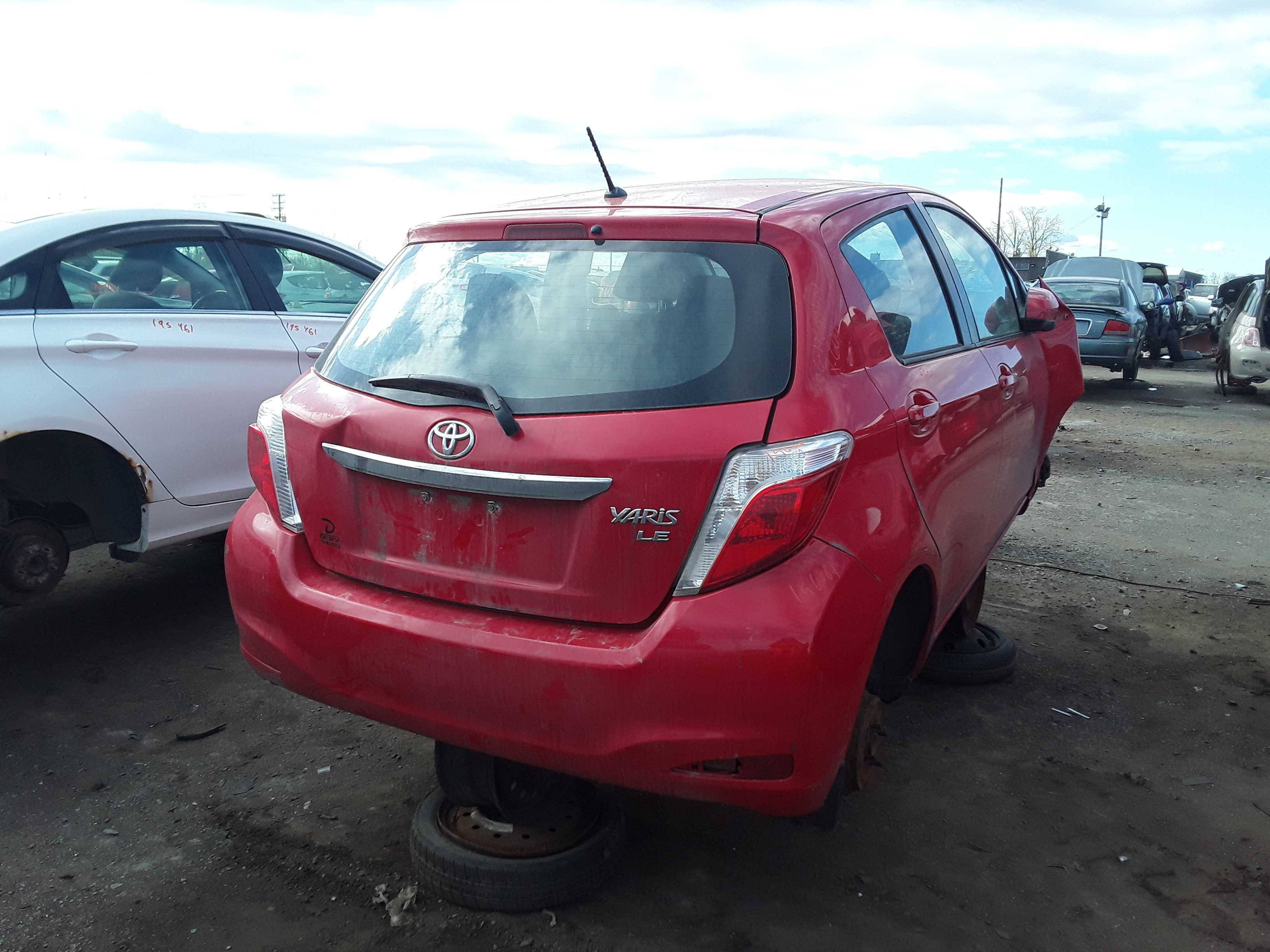 TOYOTA YARIS 2014