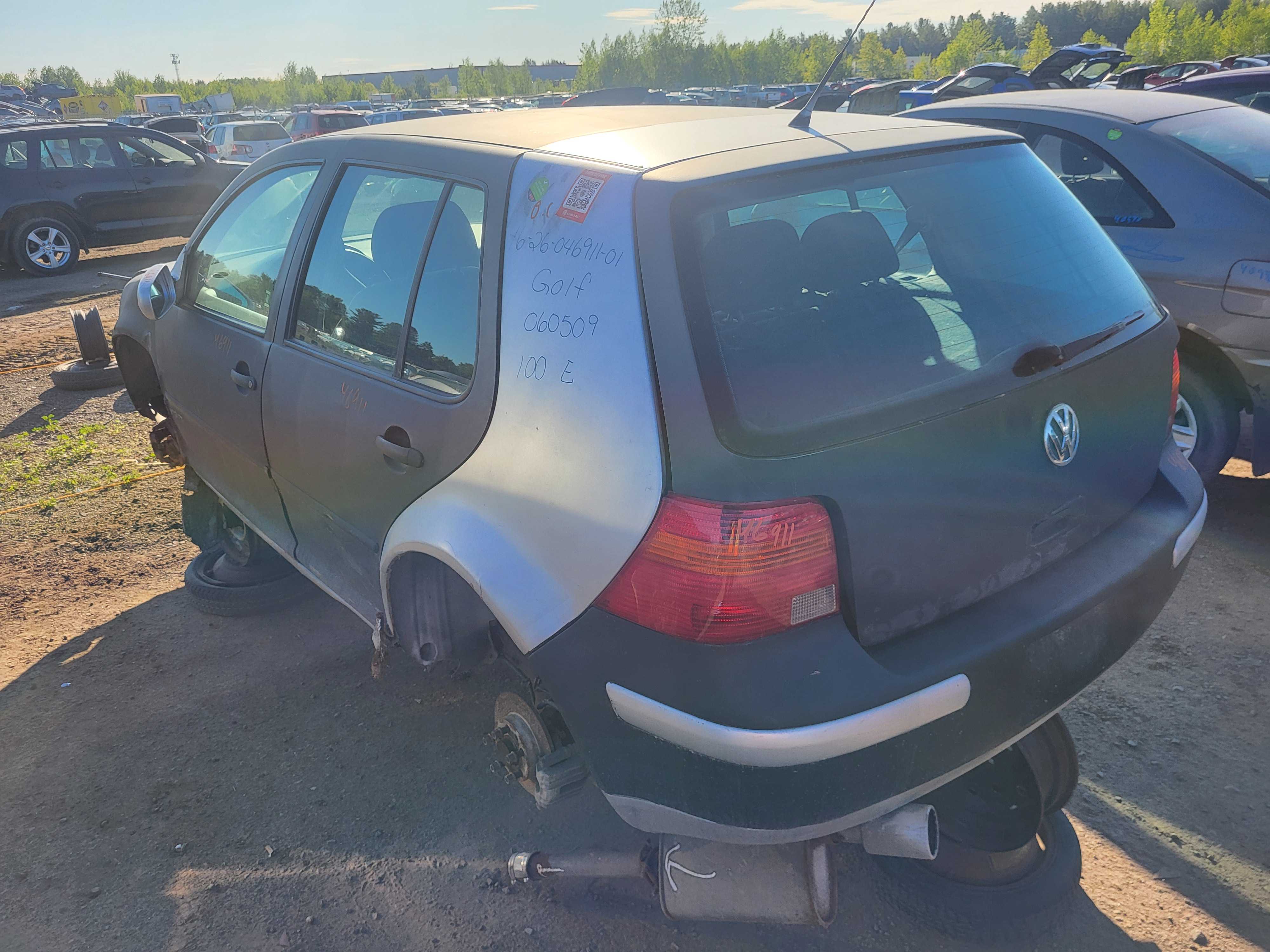 VOLKSWAGEN GOLF 2001