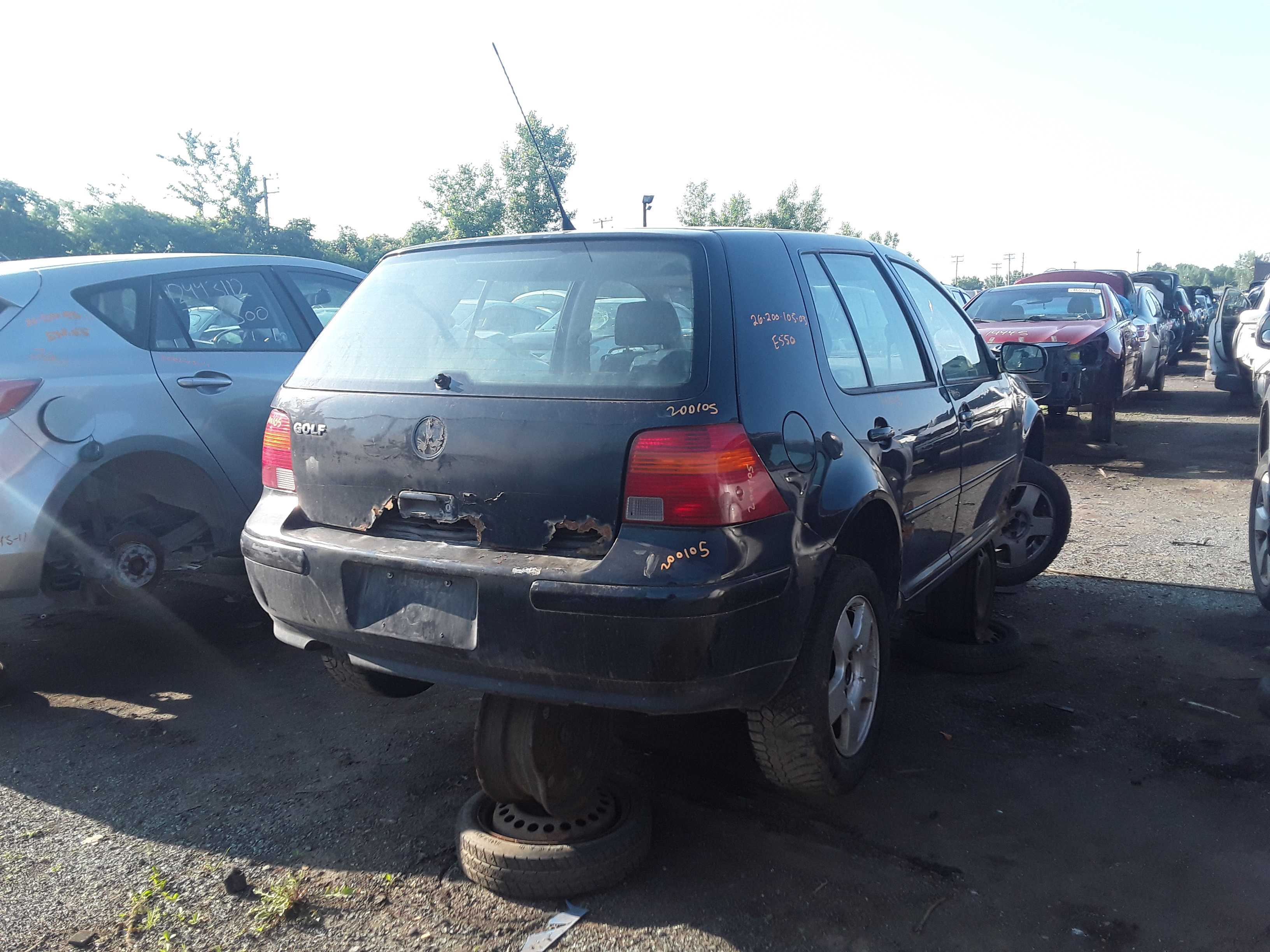 VOLKSWAGEN GOLF 2003