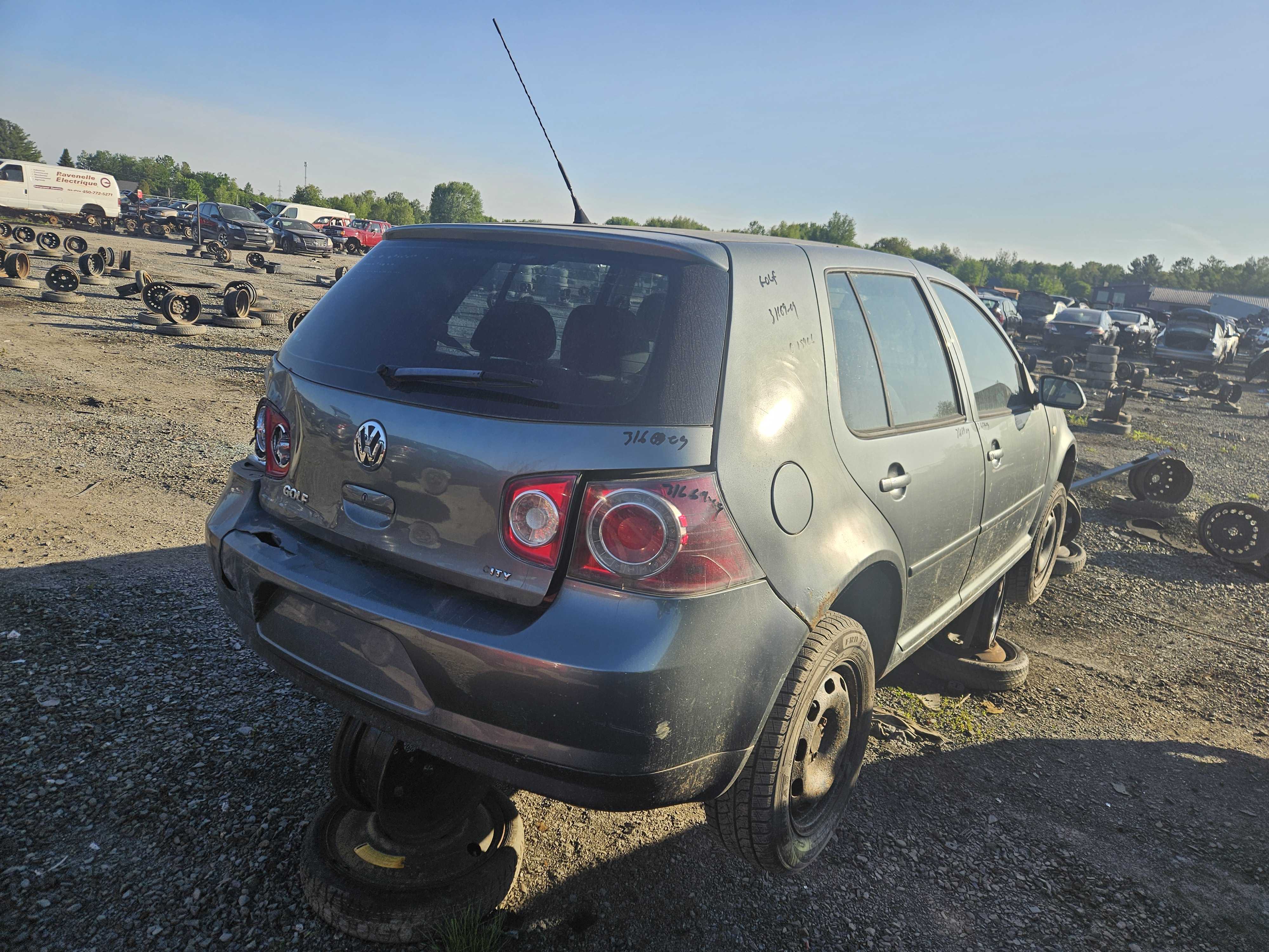 VOLKSWAGEN GOLF 2009