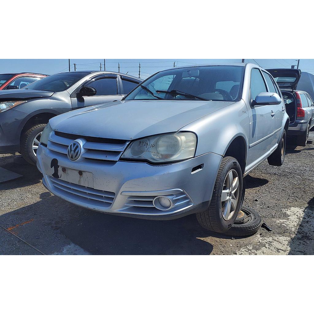 VOLKSWAGEN GOLF 2010