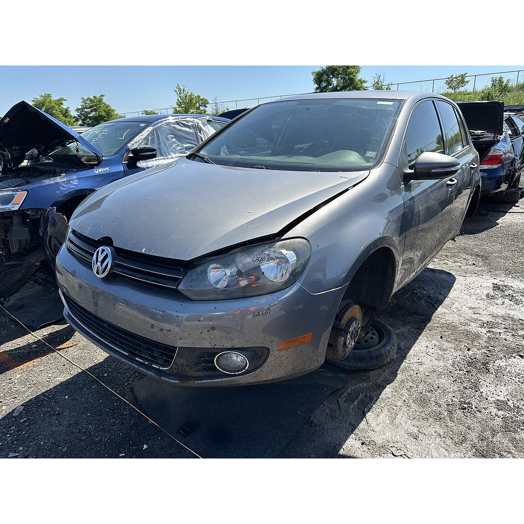 VOLKSWAGEN GOLF 2010