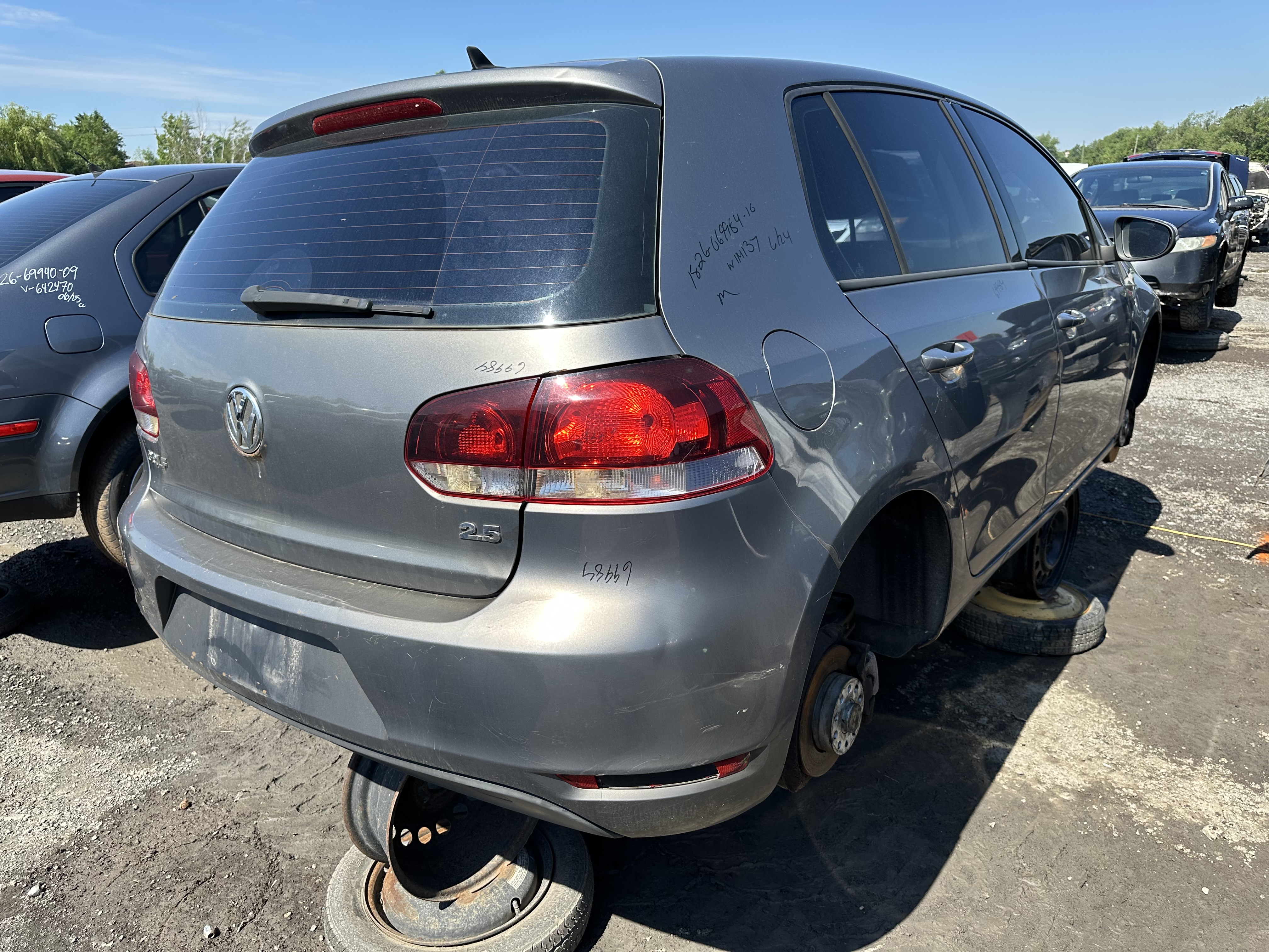 VOLKSWAGEN GOLF 2010