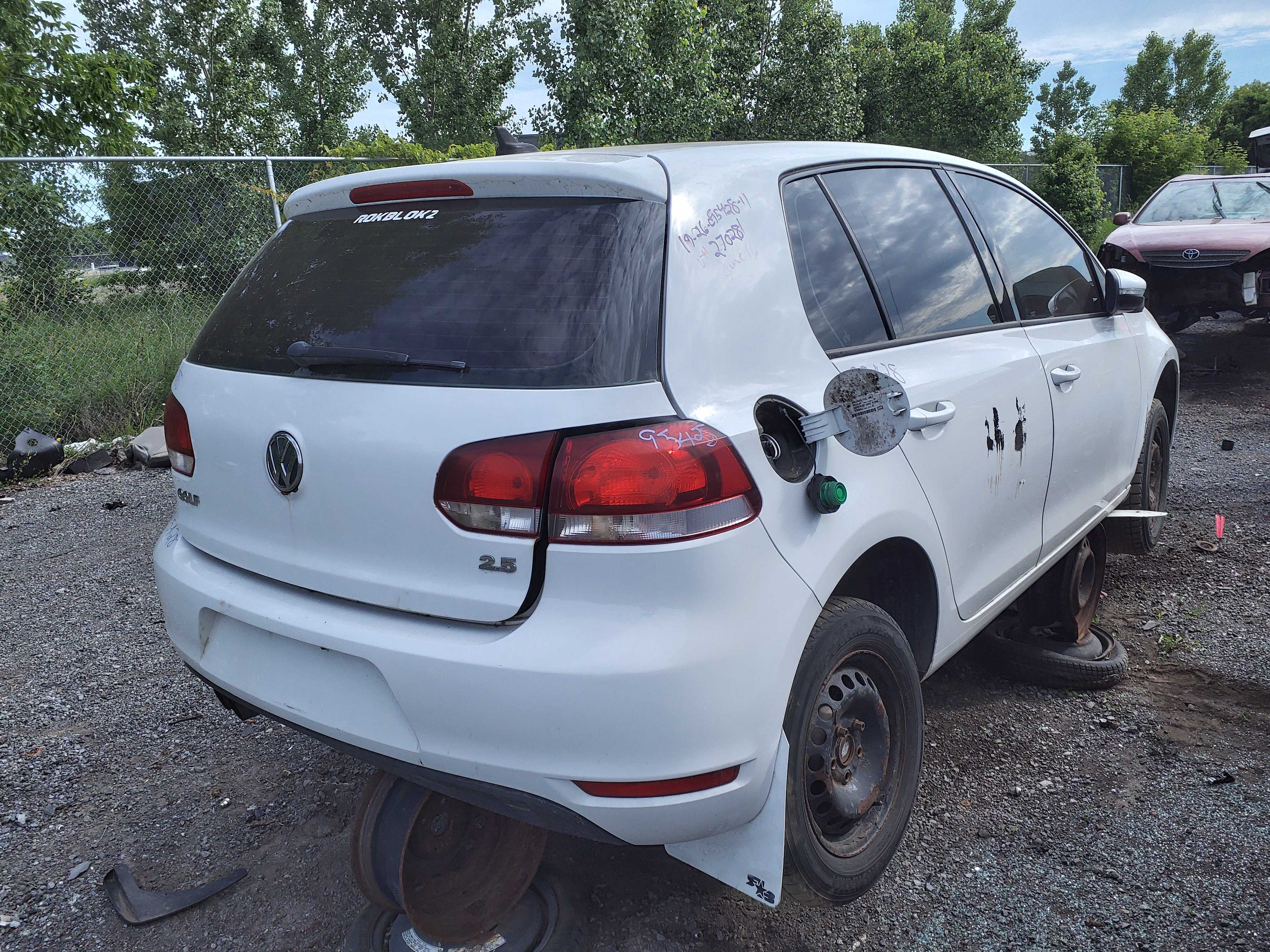 VOLKSWAGEN GOLF 2011