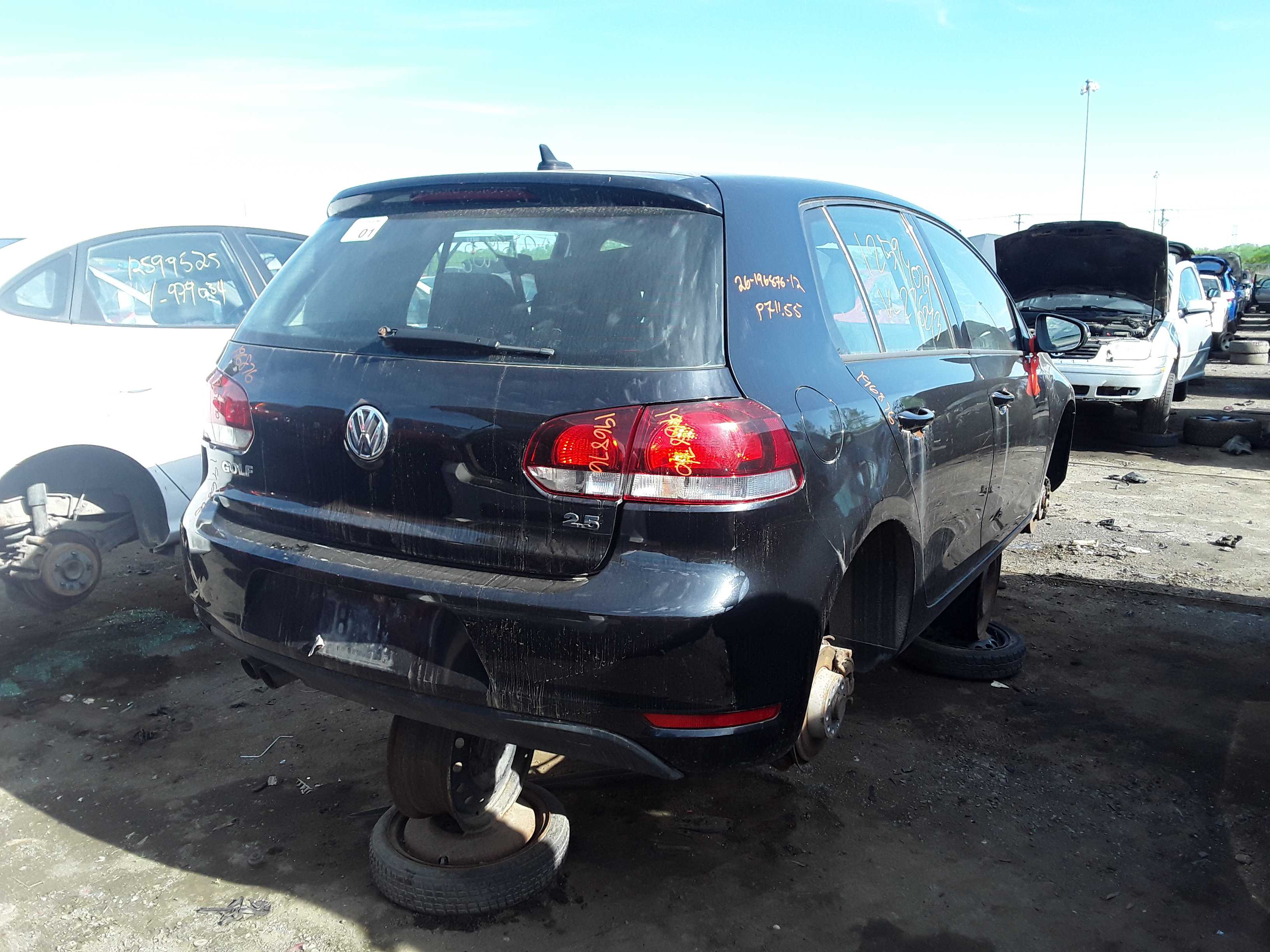 VOLKSWAGEN GOLF 2012