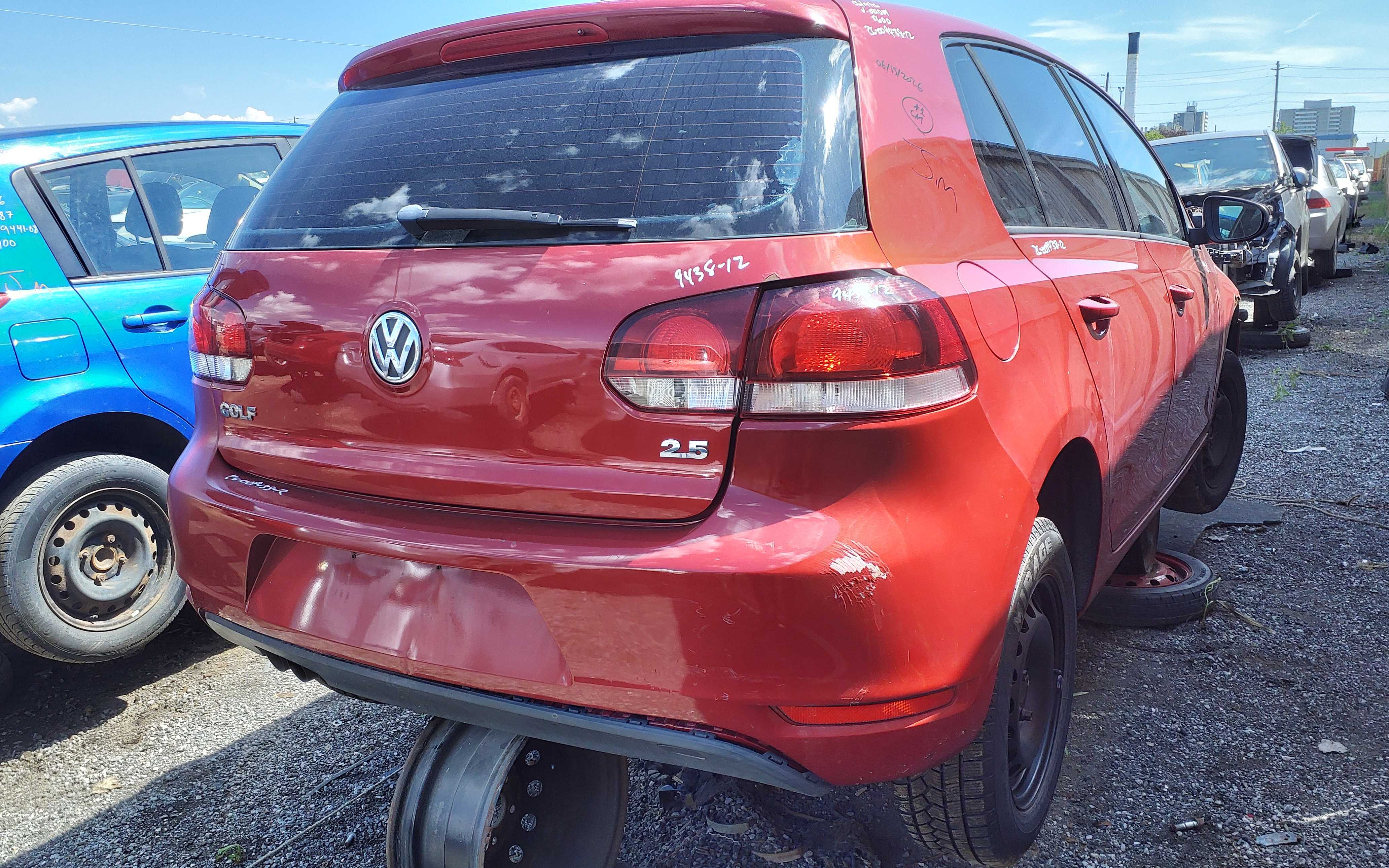 VOLKSWAGEN GOLF 2012