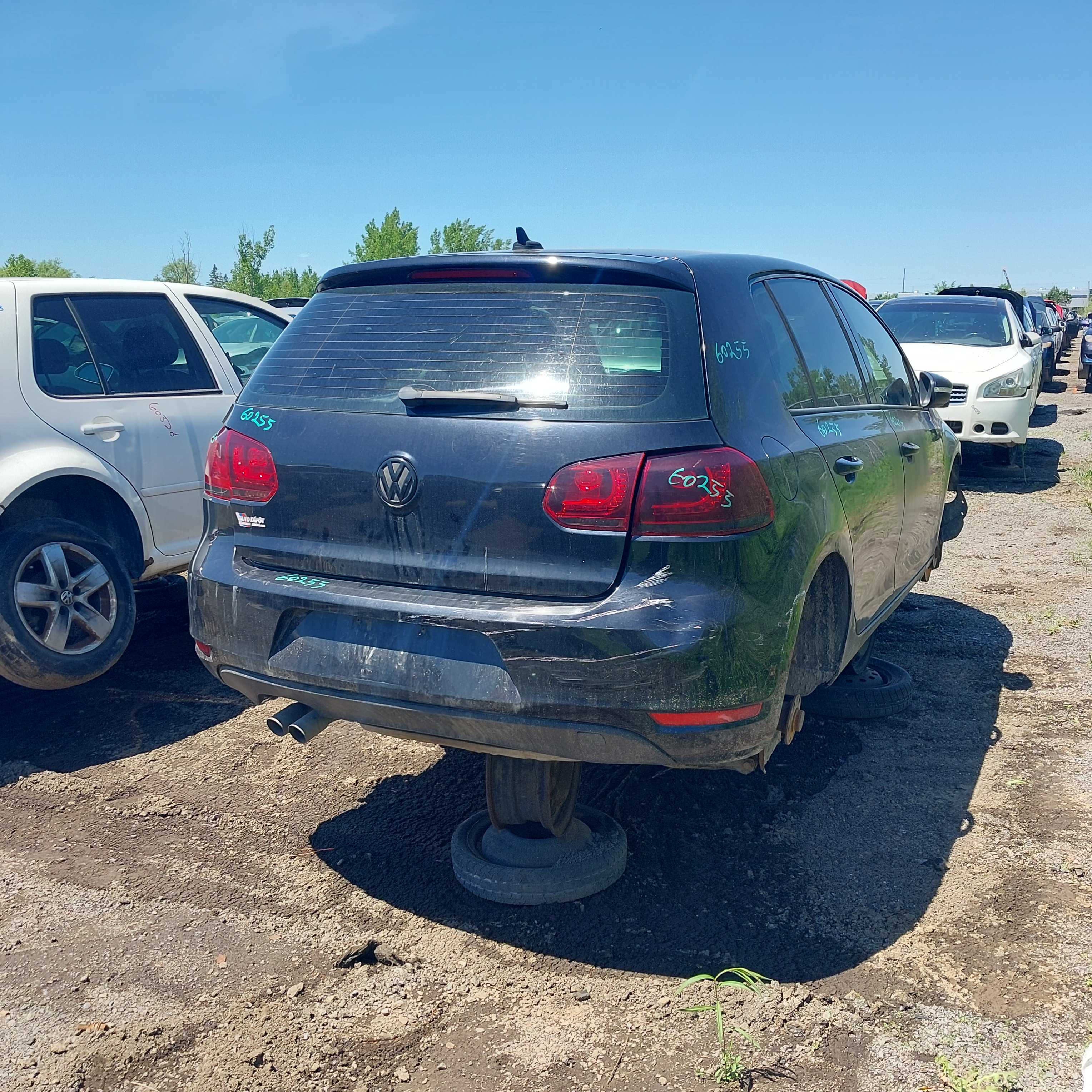 VOLKSWAGEN GOLF 2013