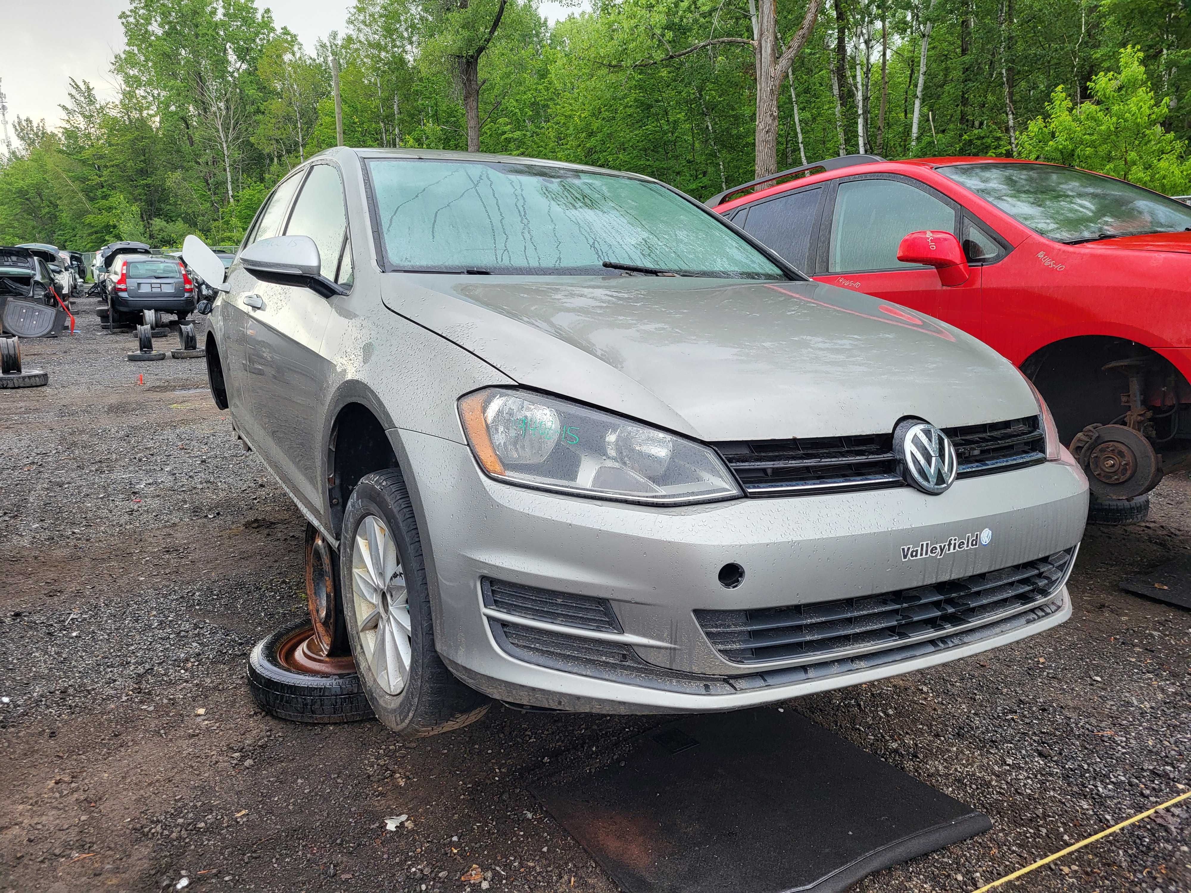 VOLKSWAGEN GOLF 2015