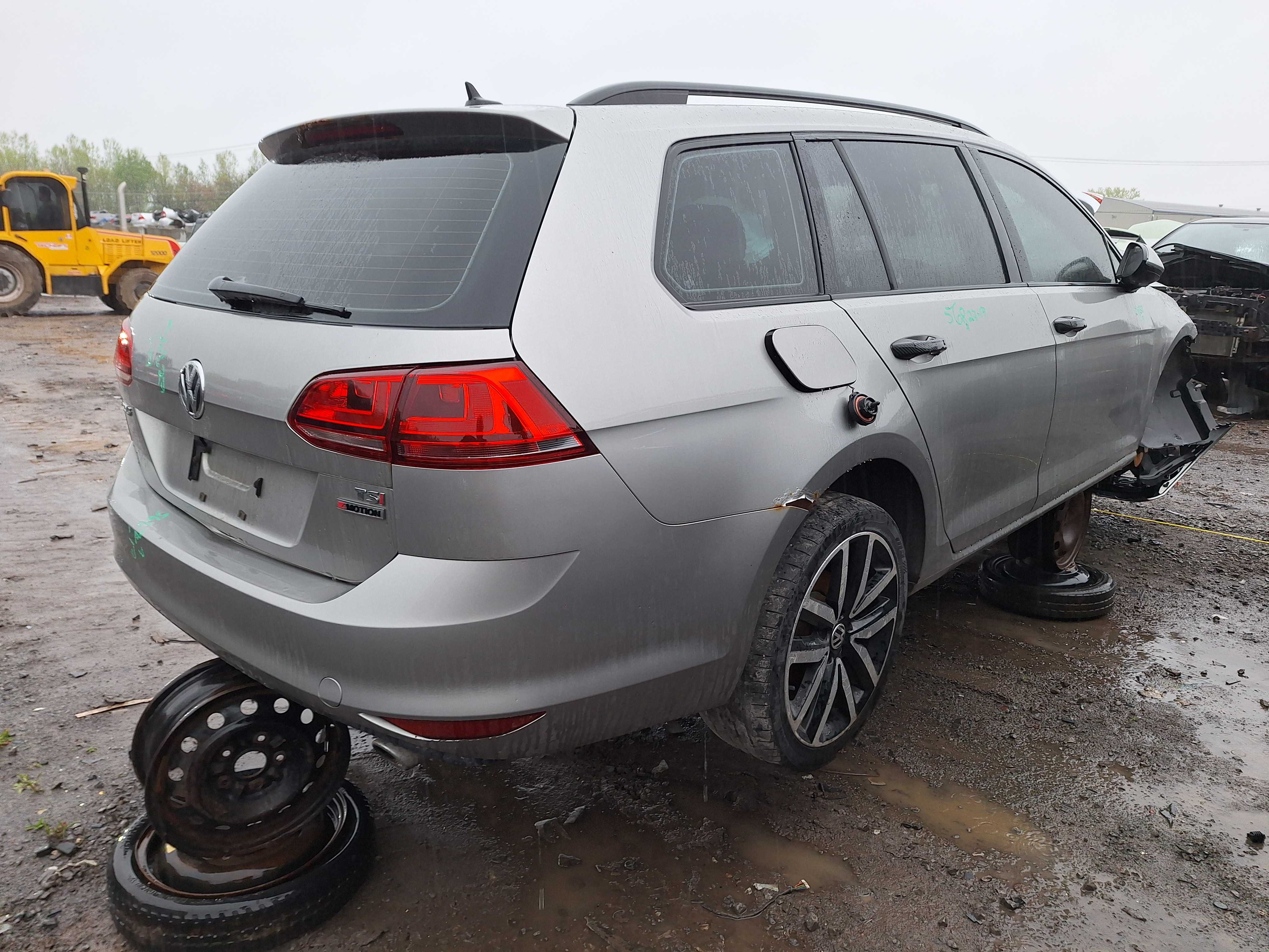 VOLKSWAGEN GOLF 2017