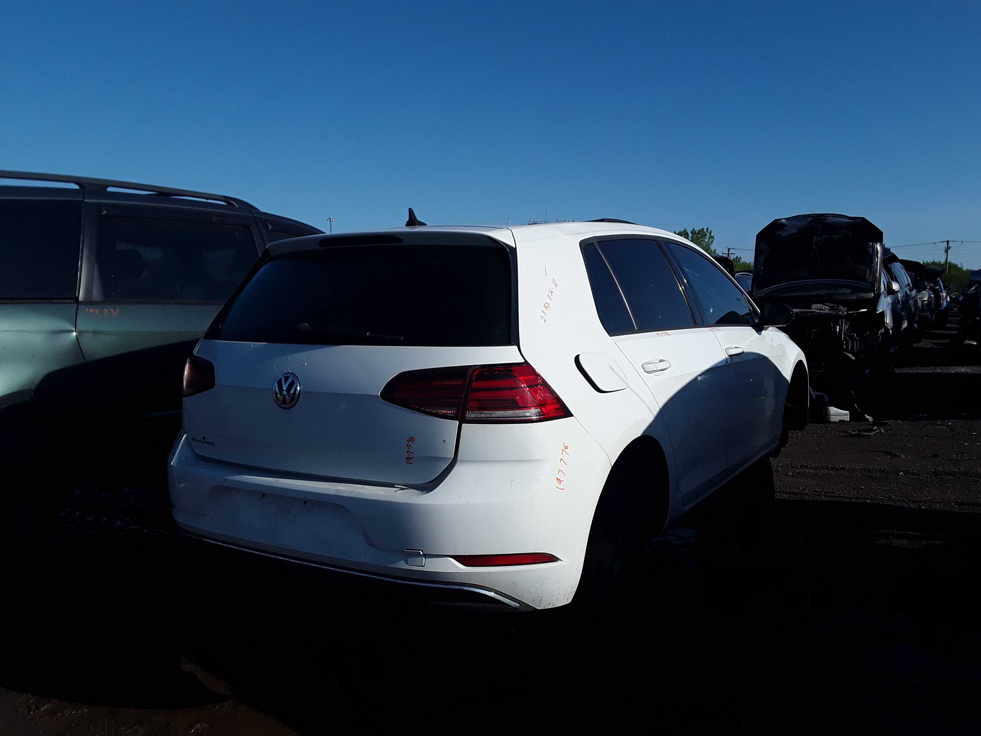 VOLKSWAGEN GOLF 2018