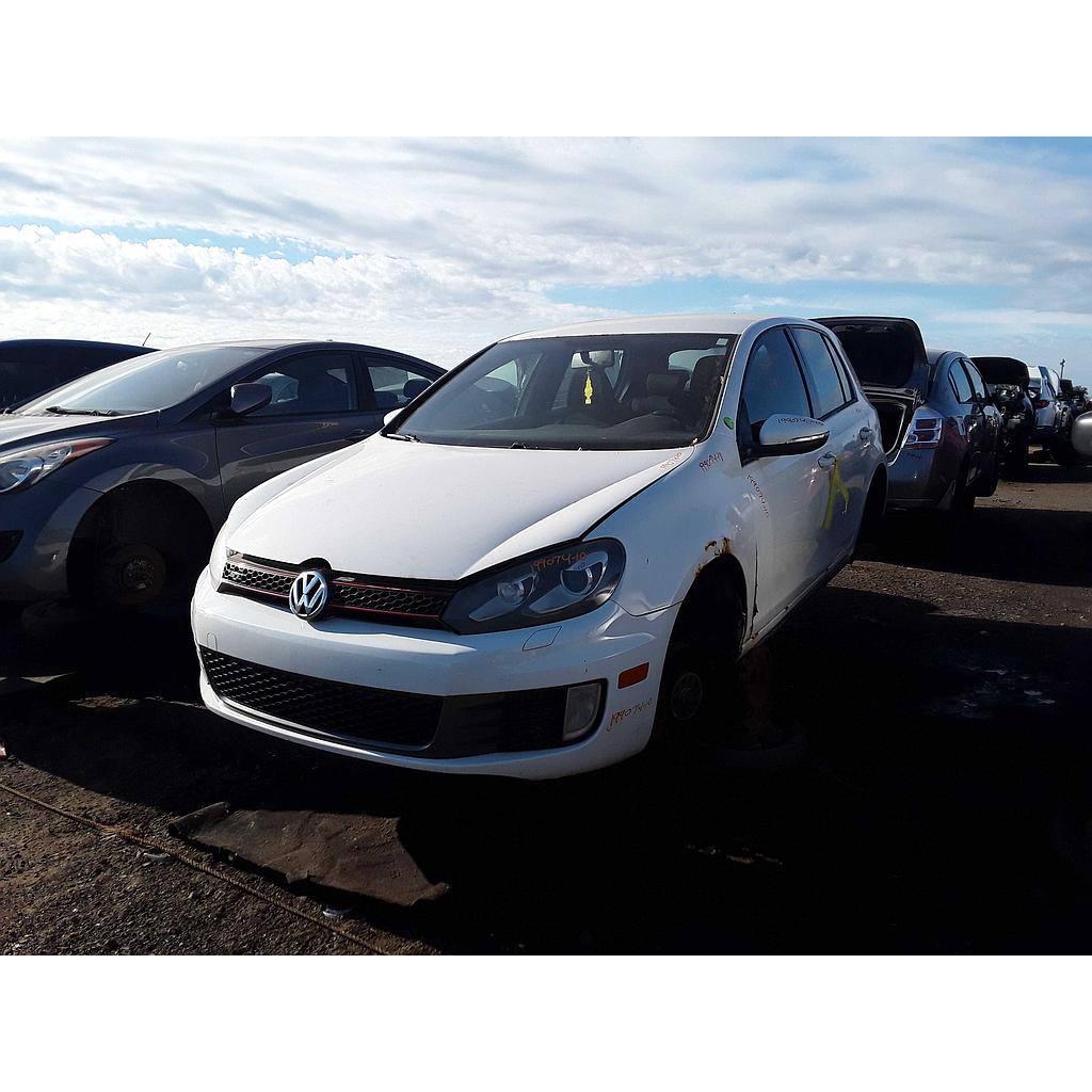 VOLKSWAGEN GTI 2010