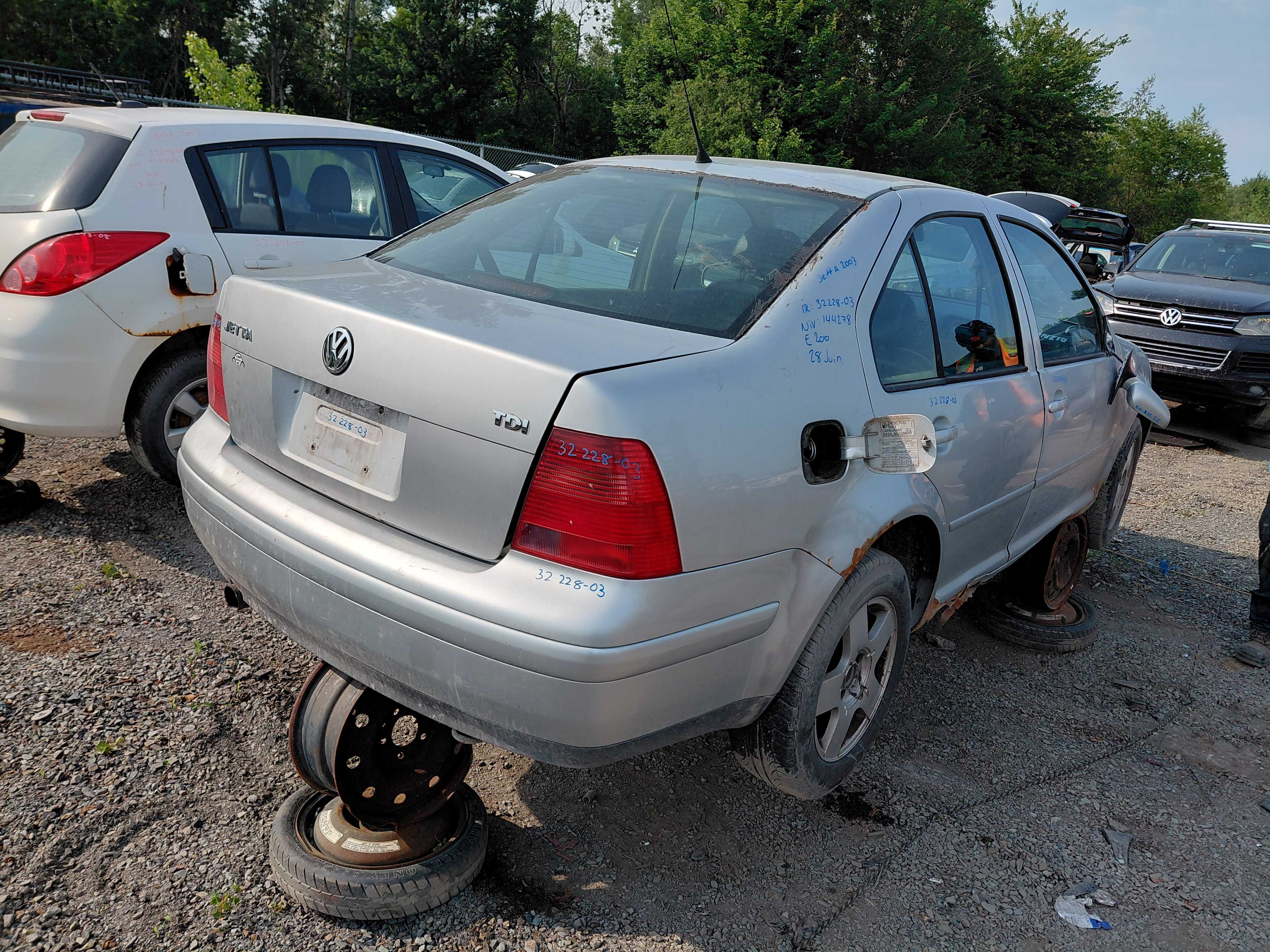 VOLKSWAGEN JETTA 2003