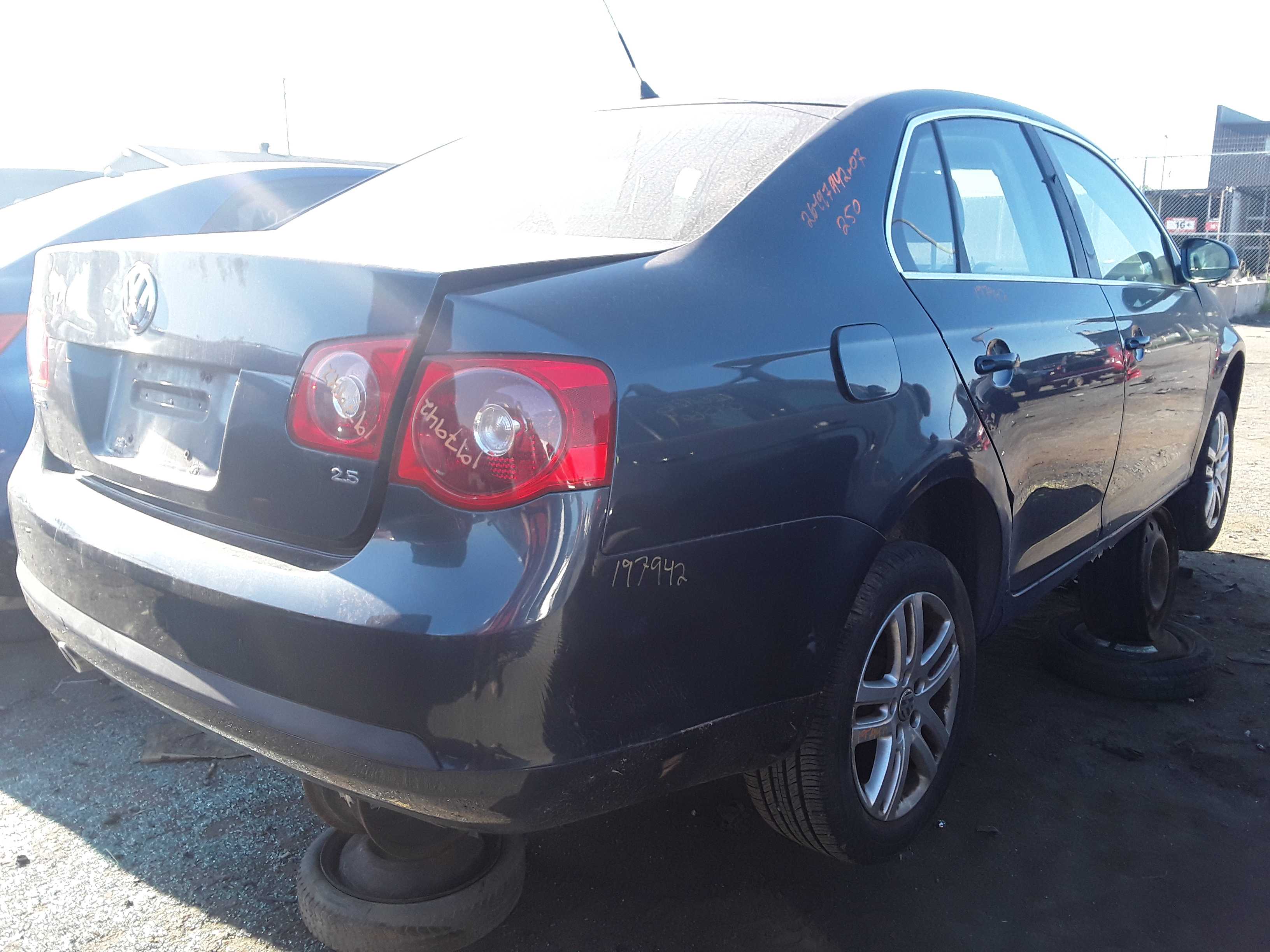 VOLKSWAGEN JETTA 2007
