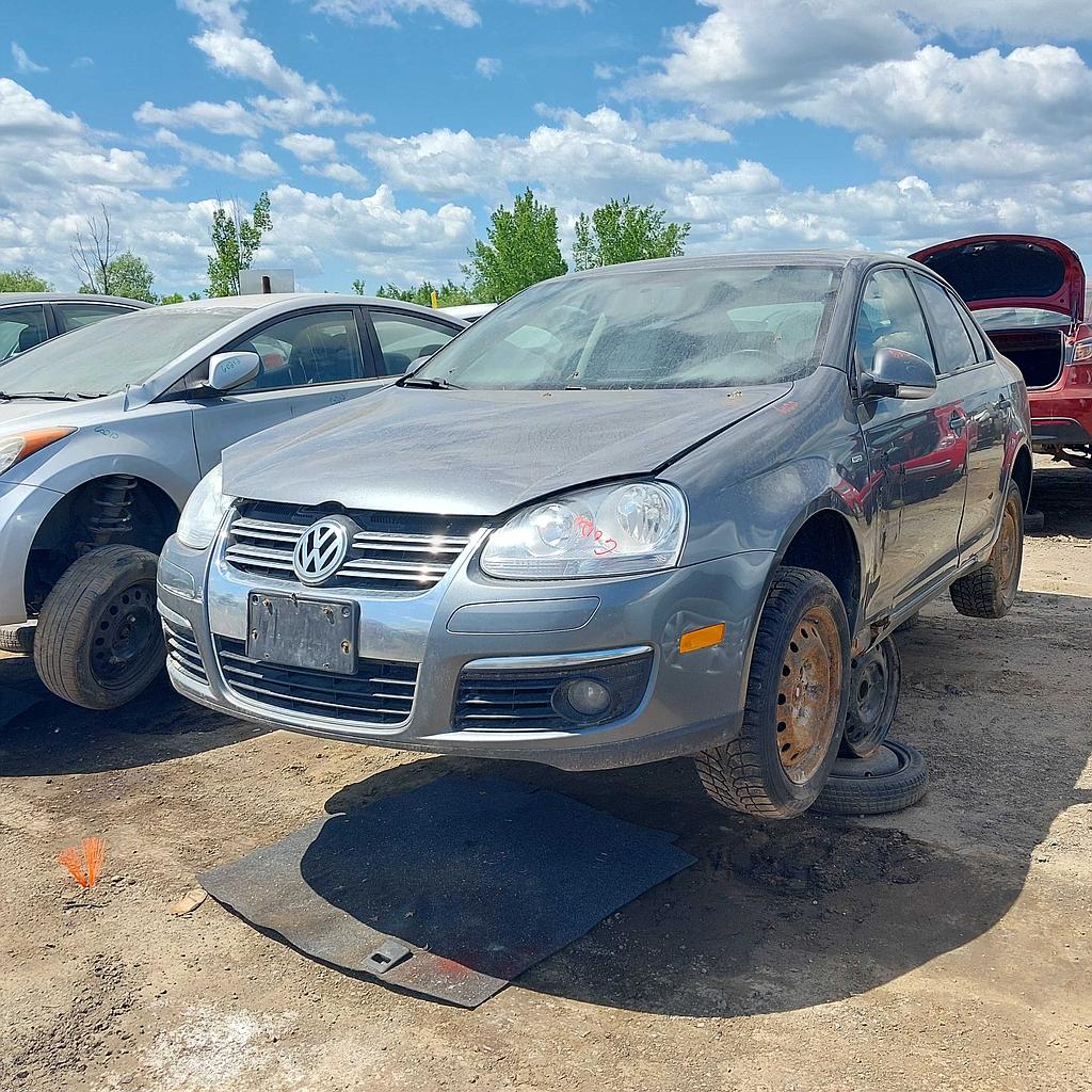 VOLKSWAGEN JETTA 2010